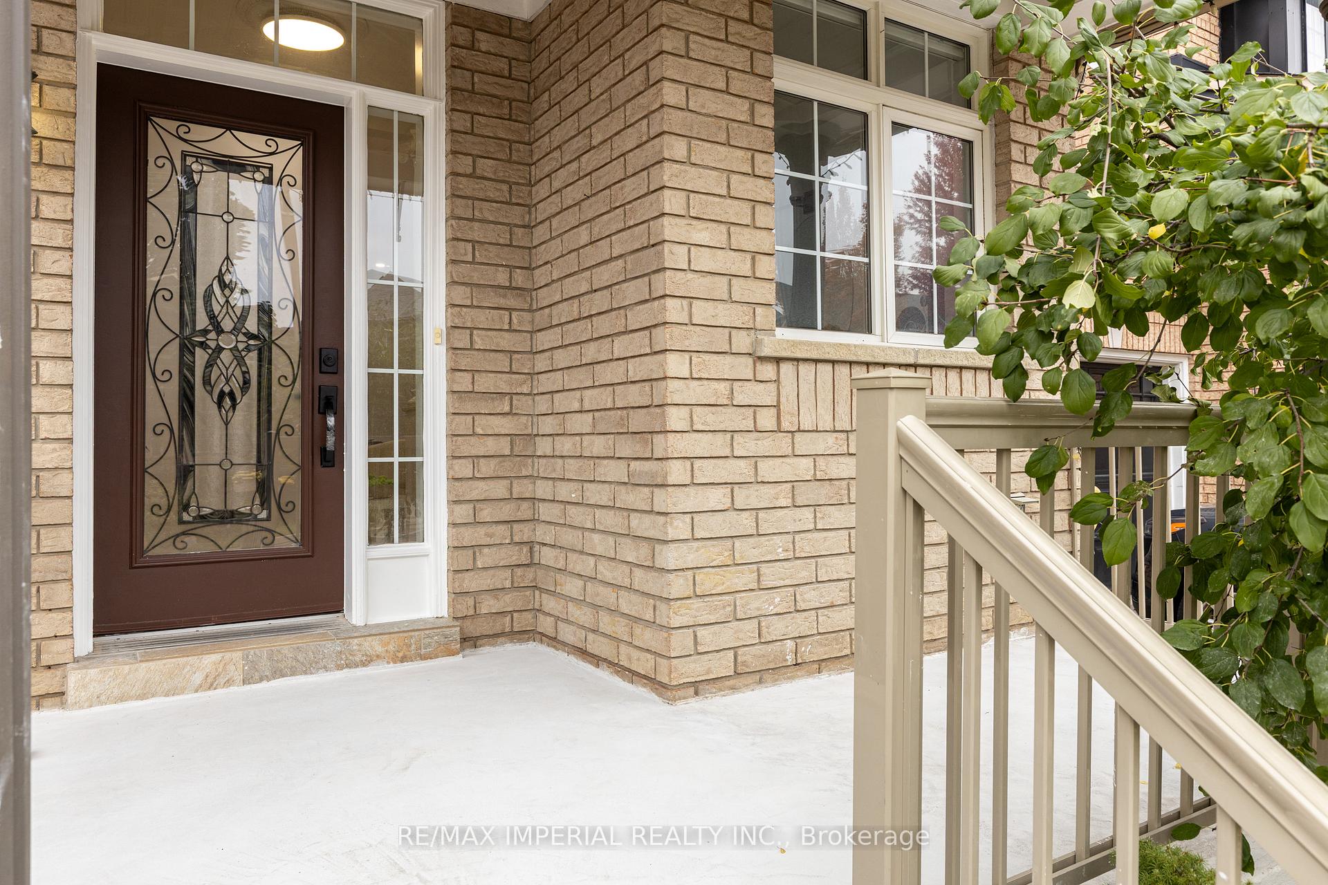 Photo 2 of 44 Hawkview Boulevard, Vaughan, Vellore Village — HOMEH