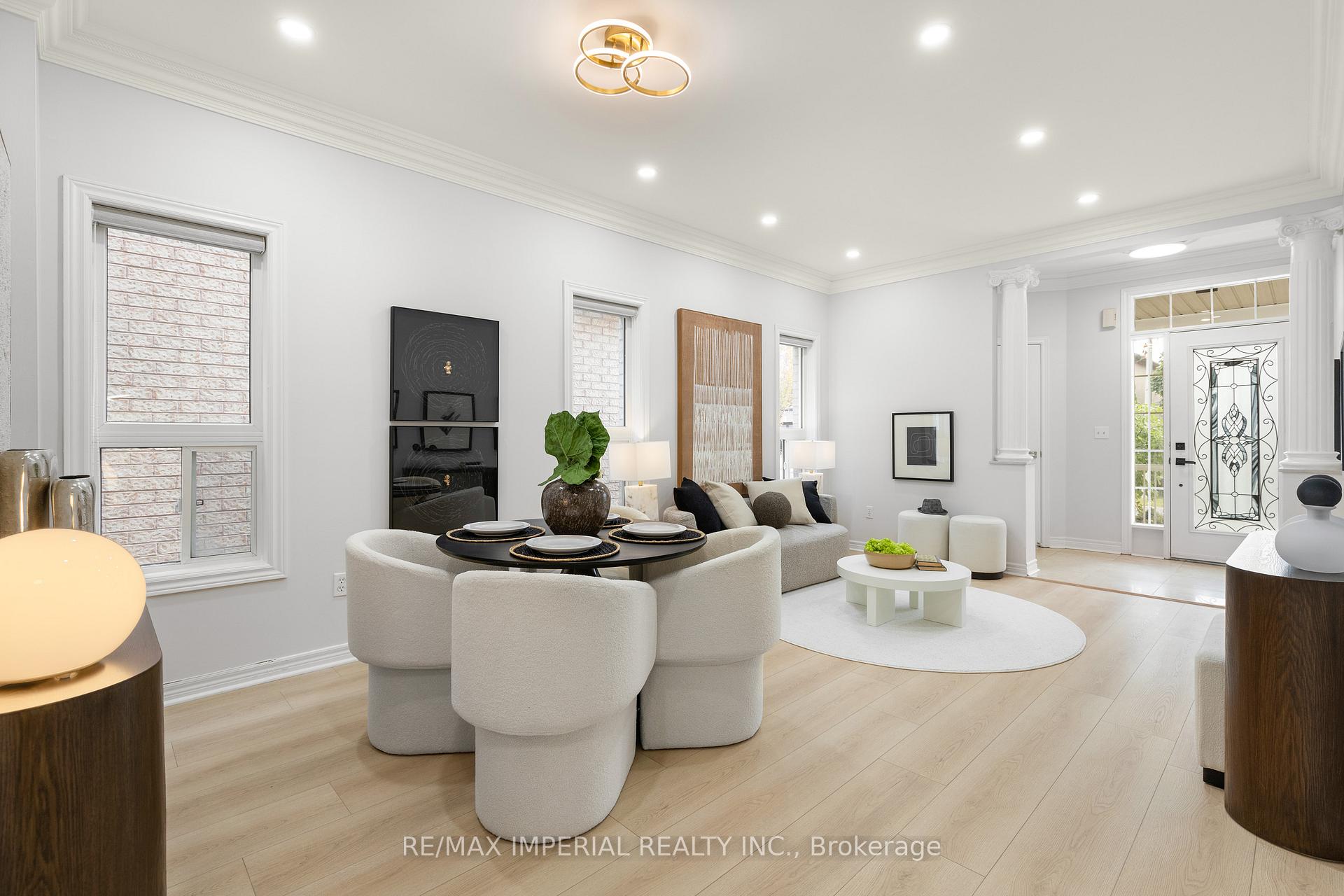 Photo 4 of 44 Hawkview Boulevard, Vaughan, Vellore Village — HOMEH