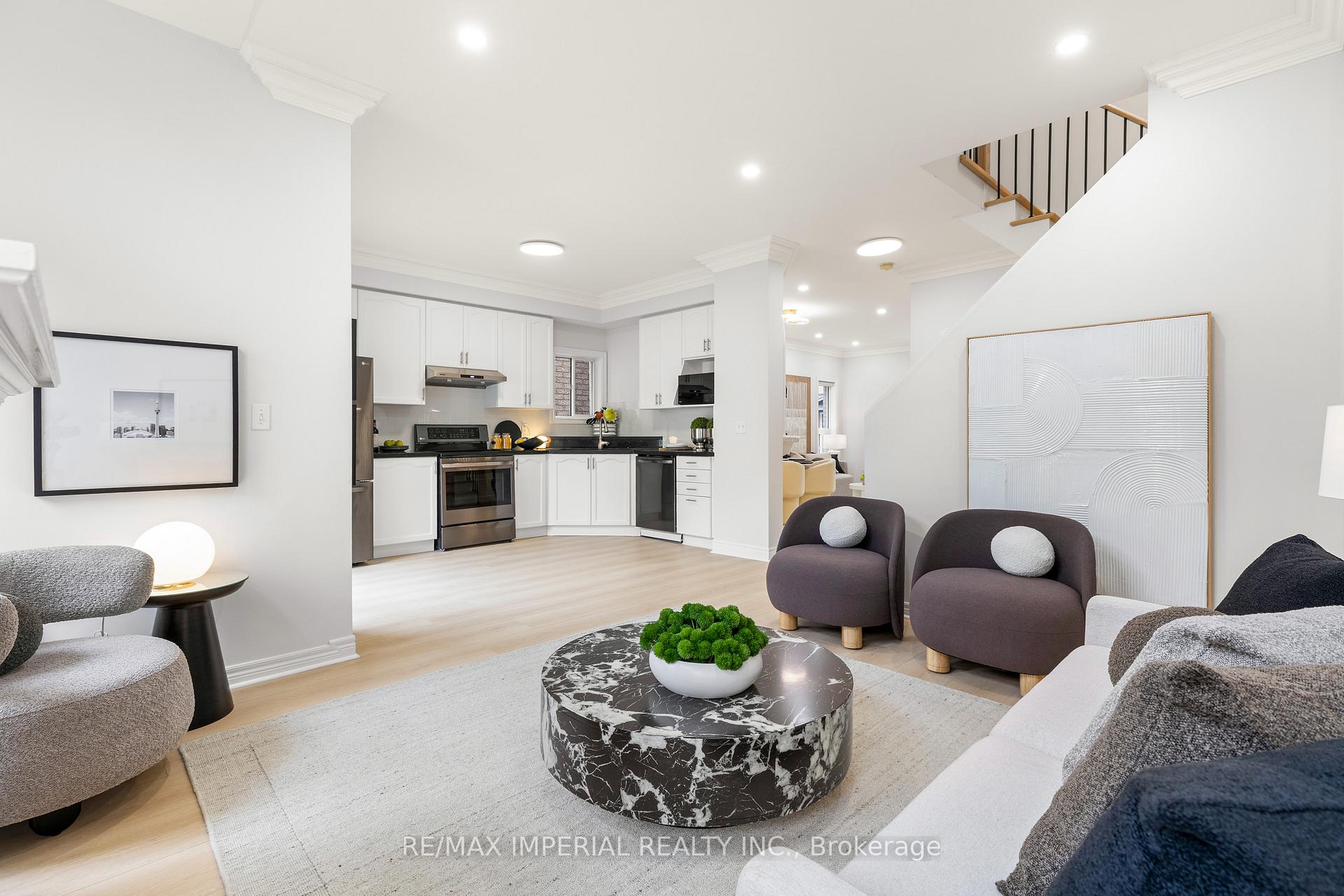 Photo 17 of 44 Hawkview Boulevard, Vaughan, Vellore Village — HOMEH
