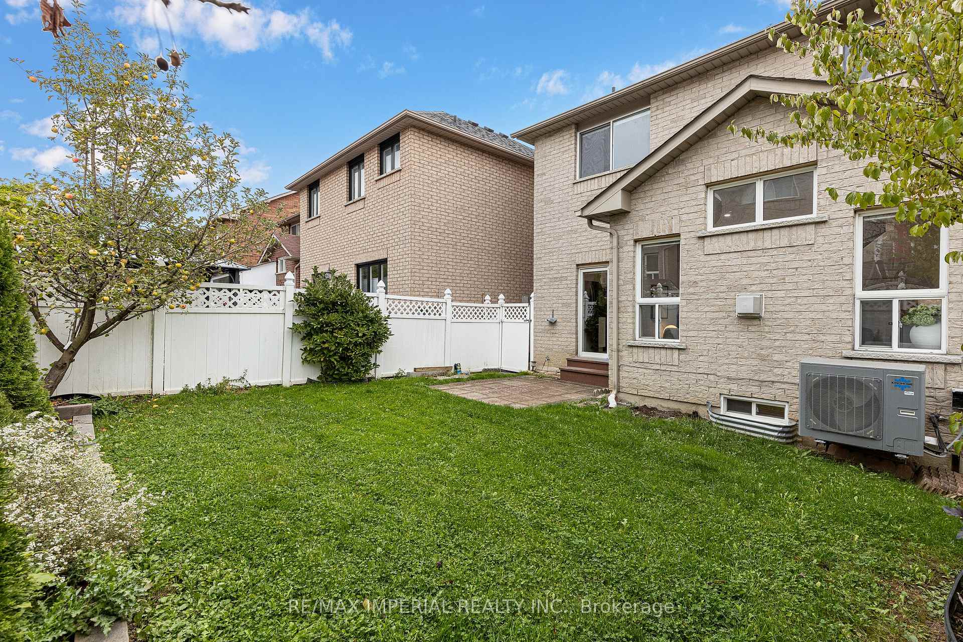 Photo 48 of 44 Hawkview Boulevard, Vaughan, Vellore Village — HOMEH