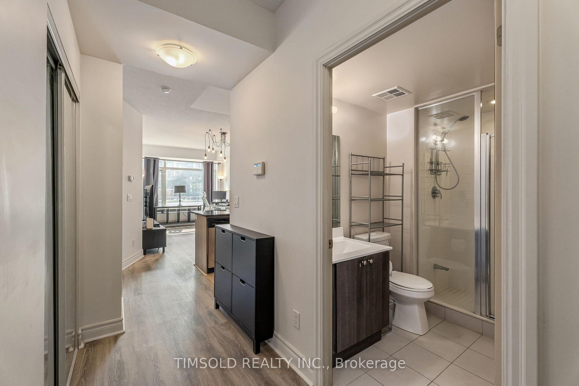 Photo 8 of Unit 411, 8130 Birchmount Road, Markham, Unionville — HOMEH