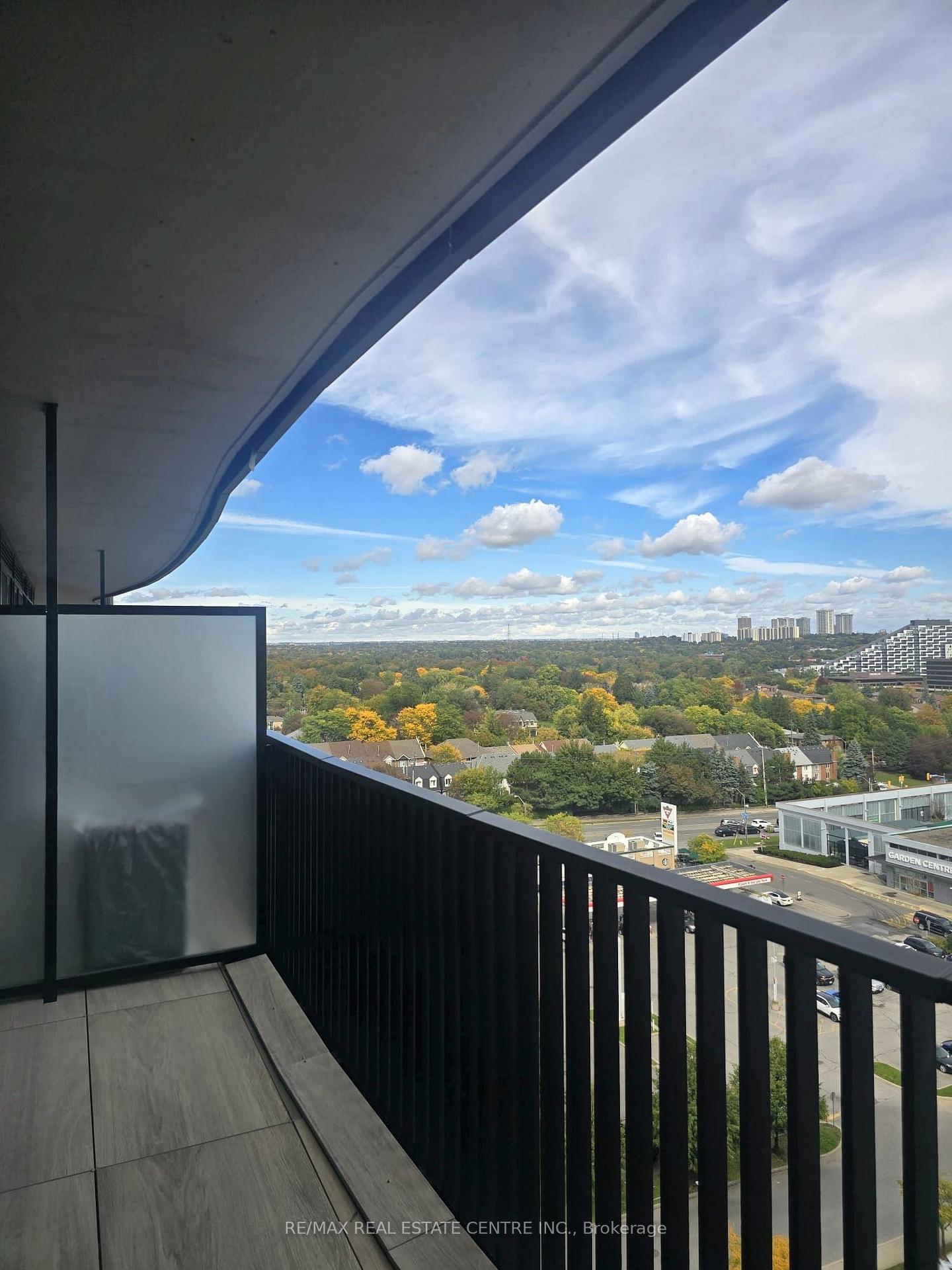 Photo 11 of Unit 1108, 75 Billes Heights, North York, Bayview Village — HOMEH