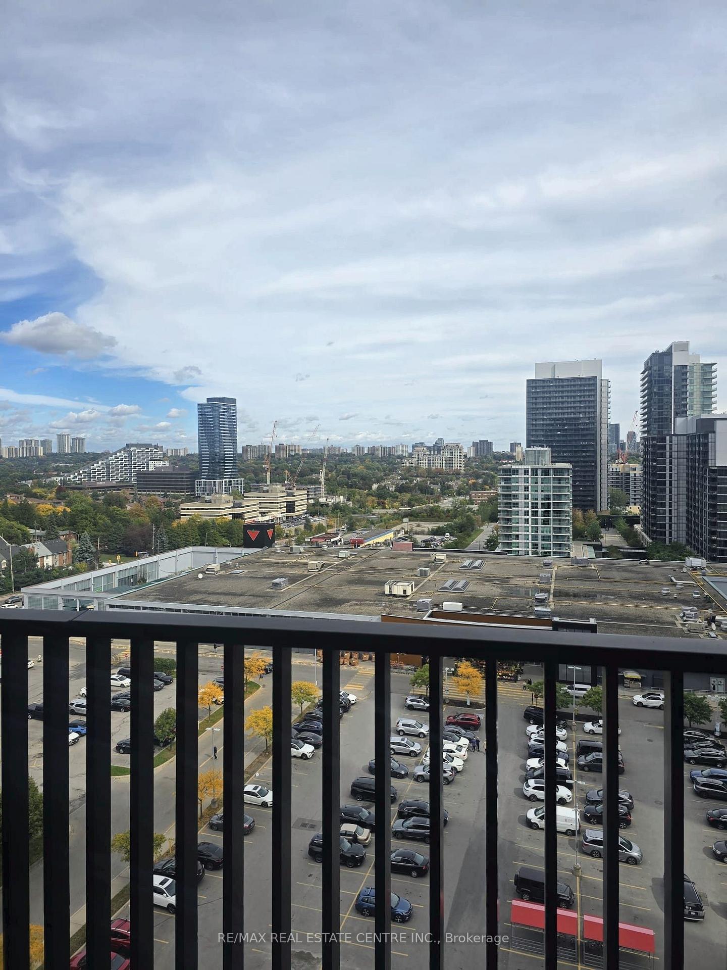 Photo 13 of Unit 1108, 75 Billes Heights, North York, Bayview Village — HOMEH