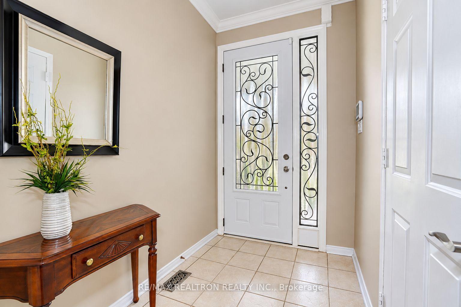 Photo 5 of 80 Marjoram Drive, Ajax, South East — HOMEH