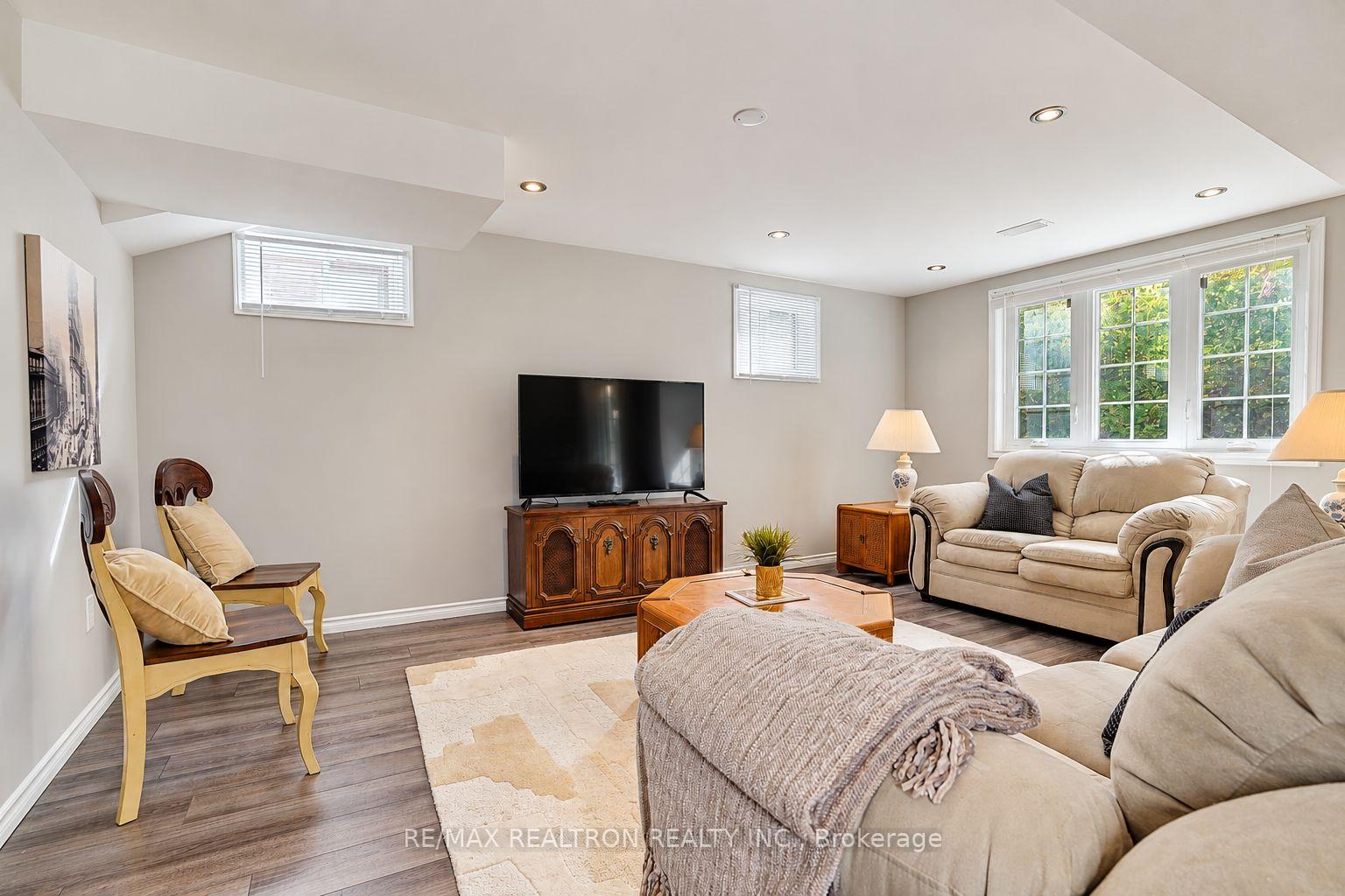 Photo 40 of 80 Marjoram Drive, Ajax, South East — HOMEH
