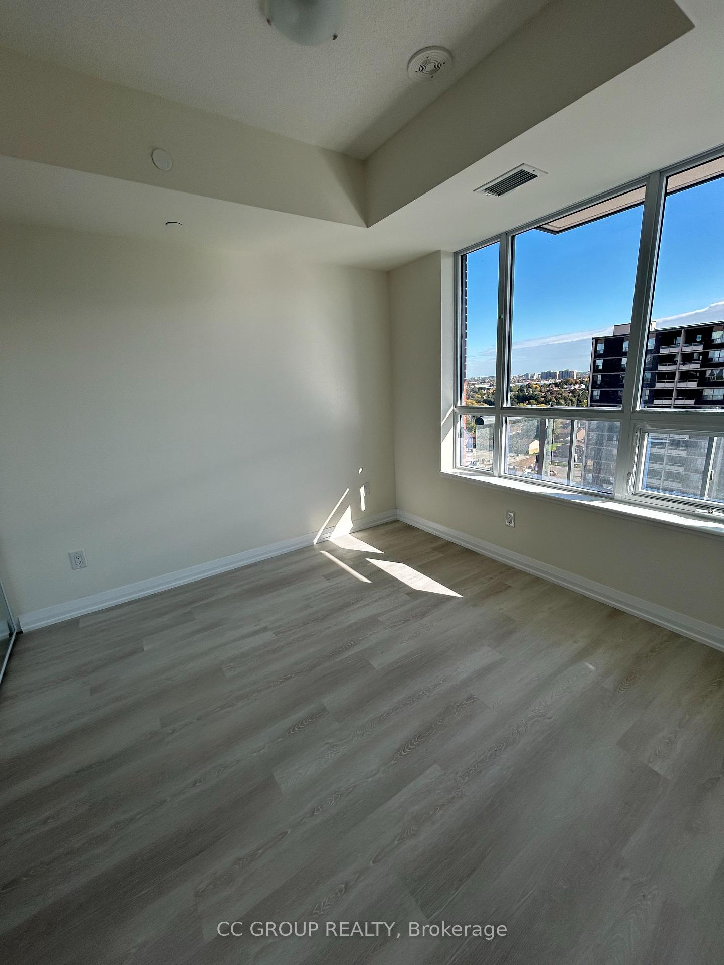 Photo 4 of Unit 1423, 3270 Sheppard Avenue E, Scarborough, Tam O'Shanter-Sullivan — HOMEH