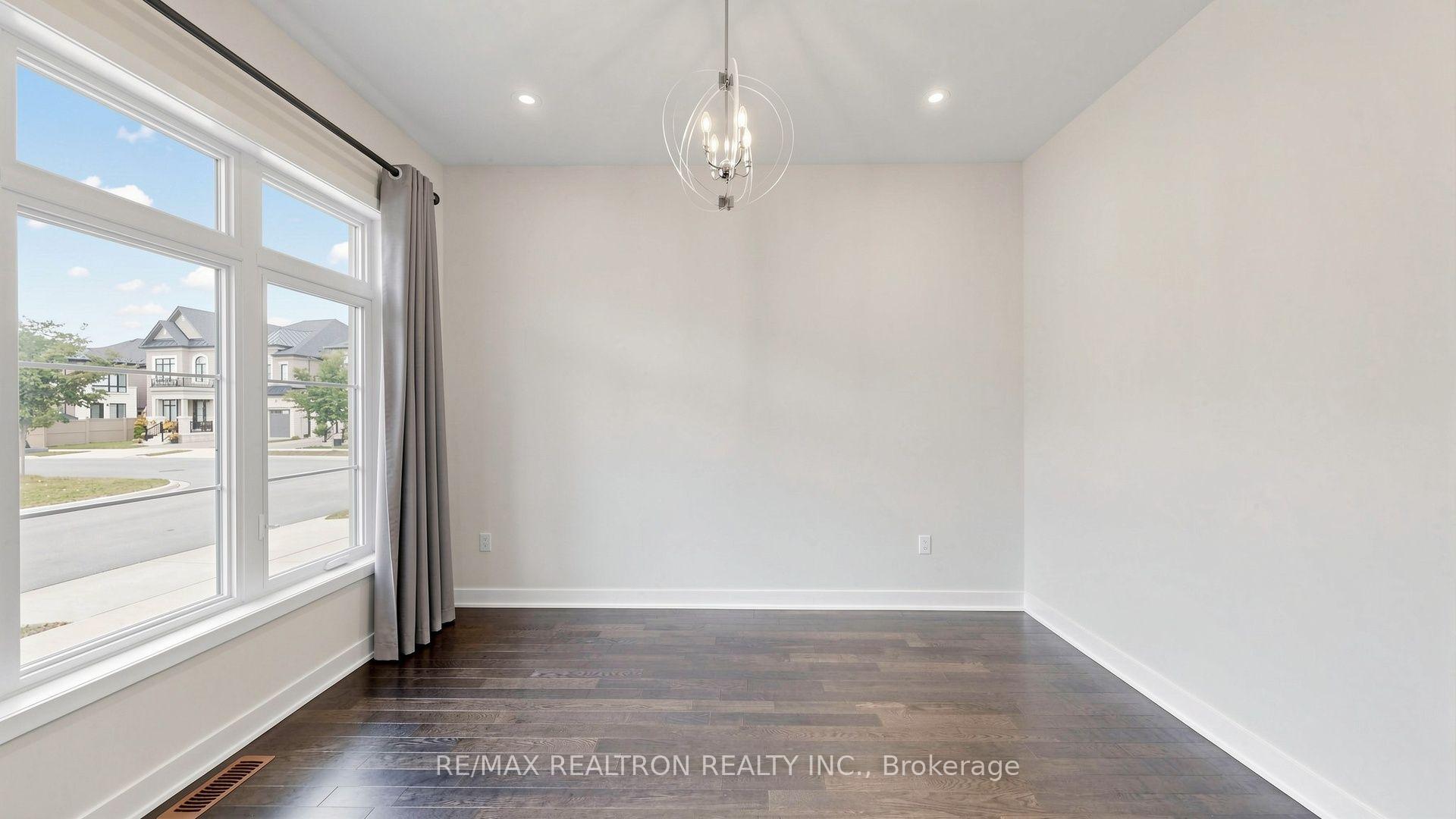 Photo 5 of 78 Boulton Trail, Oakville, Glenorchy — HOMEH