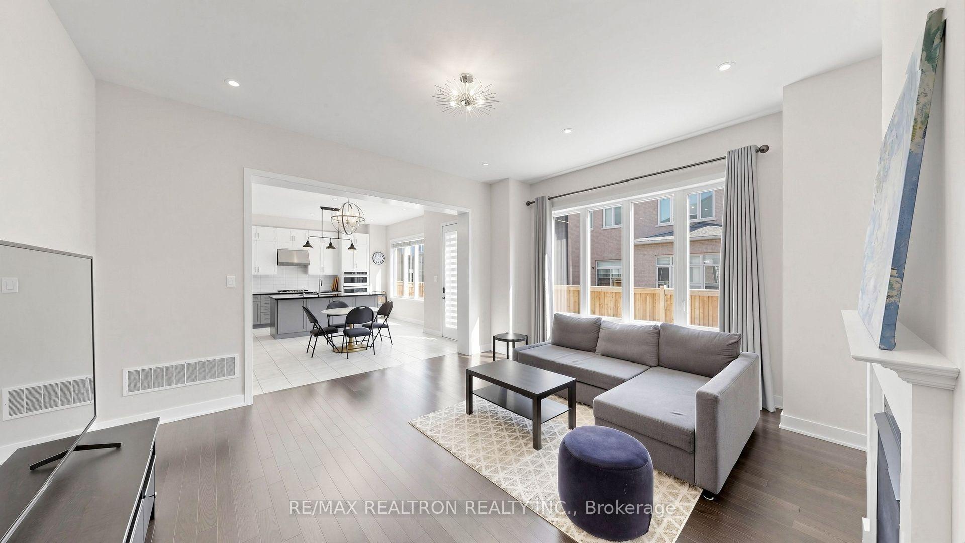 Photo 11 of 78 Boulton Trail, Oakville, Glenorchy — HOMEH