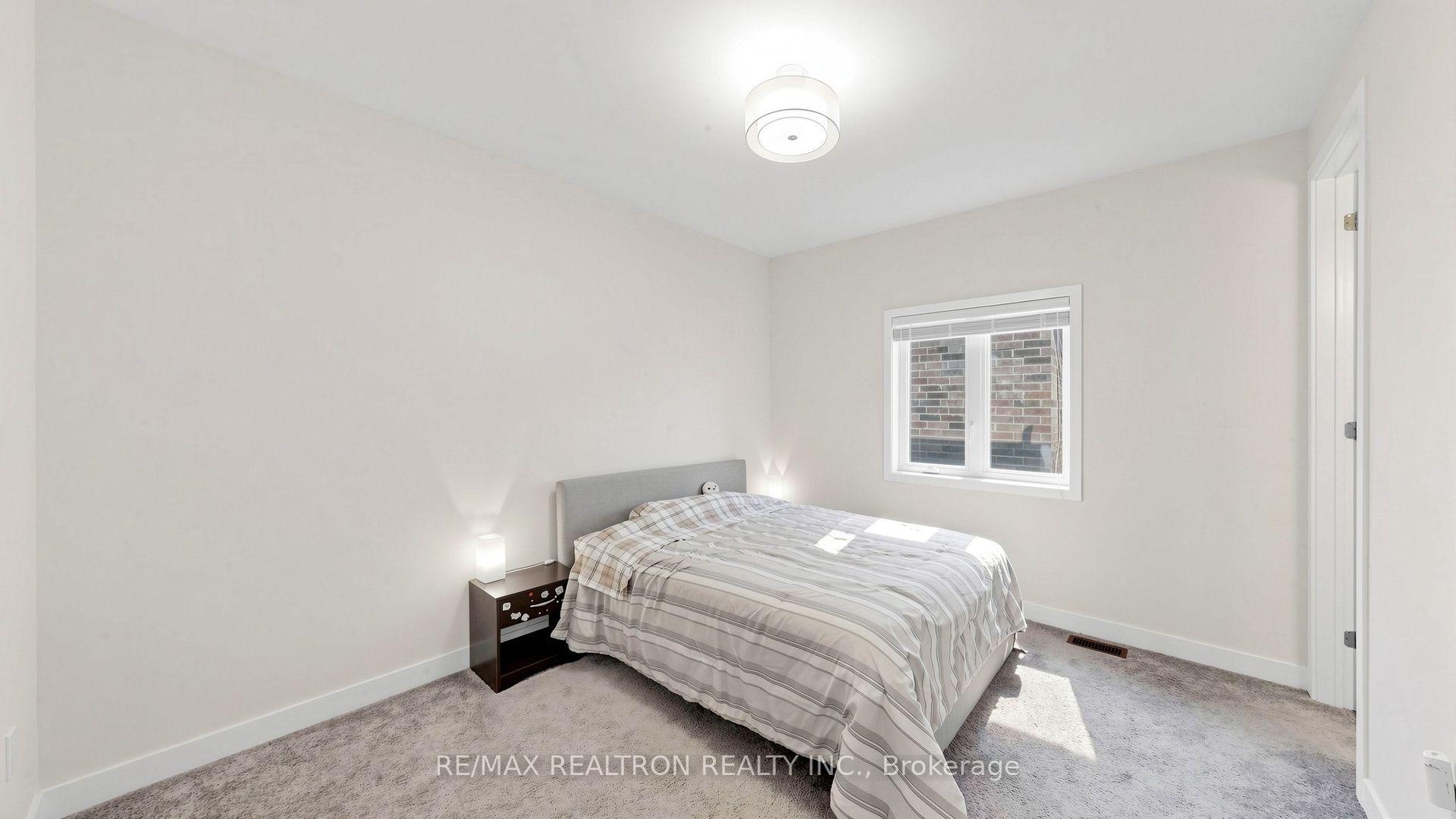 Photo 38 of 78 Boulton Trail, Oakville, Glenorchy — HOMEH