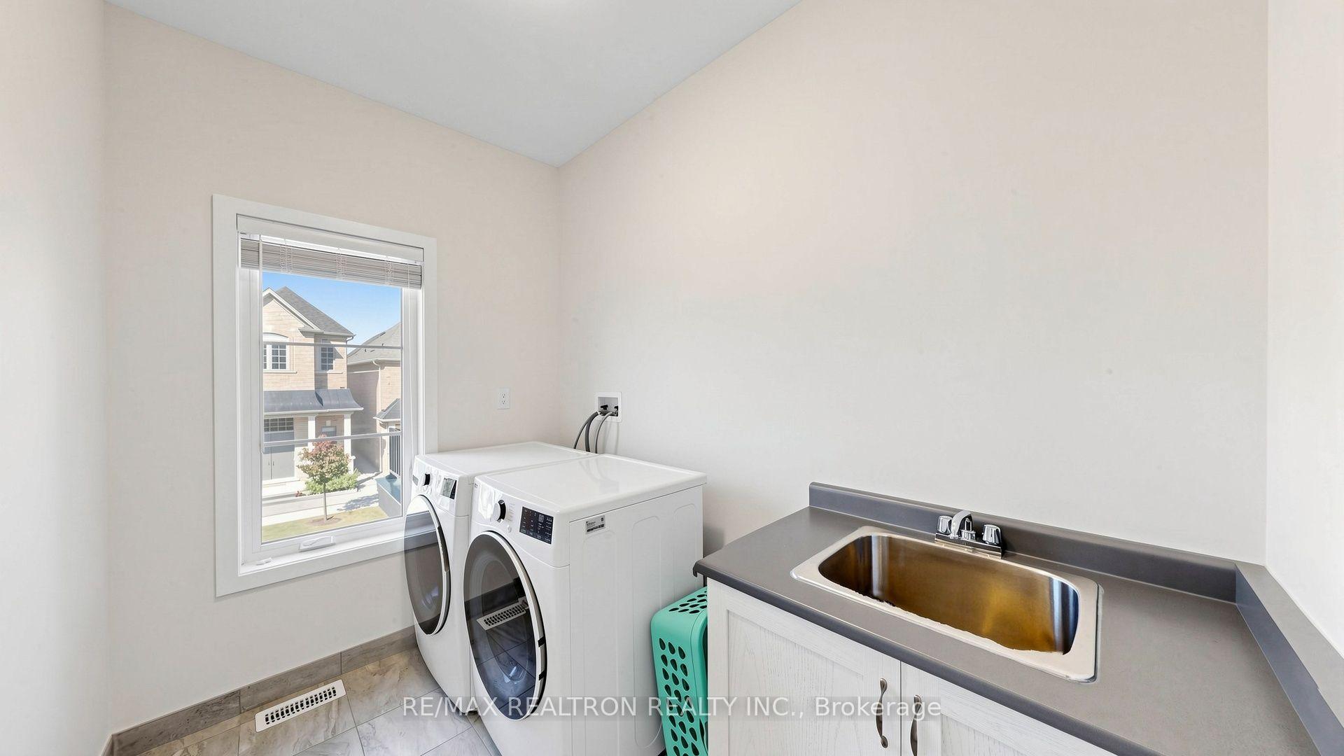 Photo 42 of 78 Boulton Trail, Oakville, Glenorchy — HOMEH