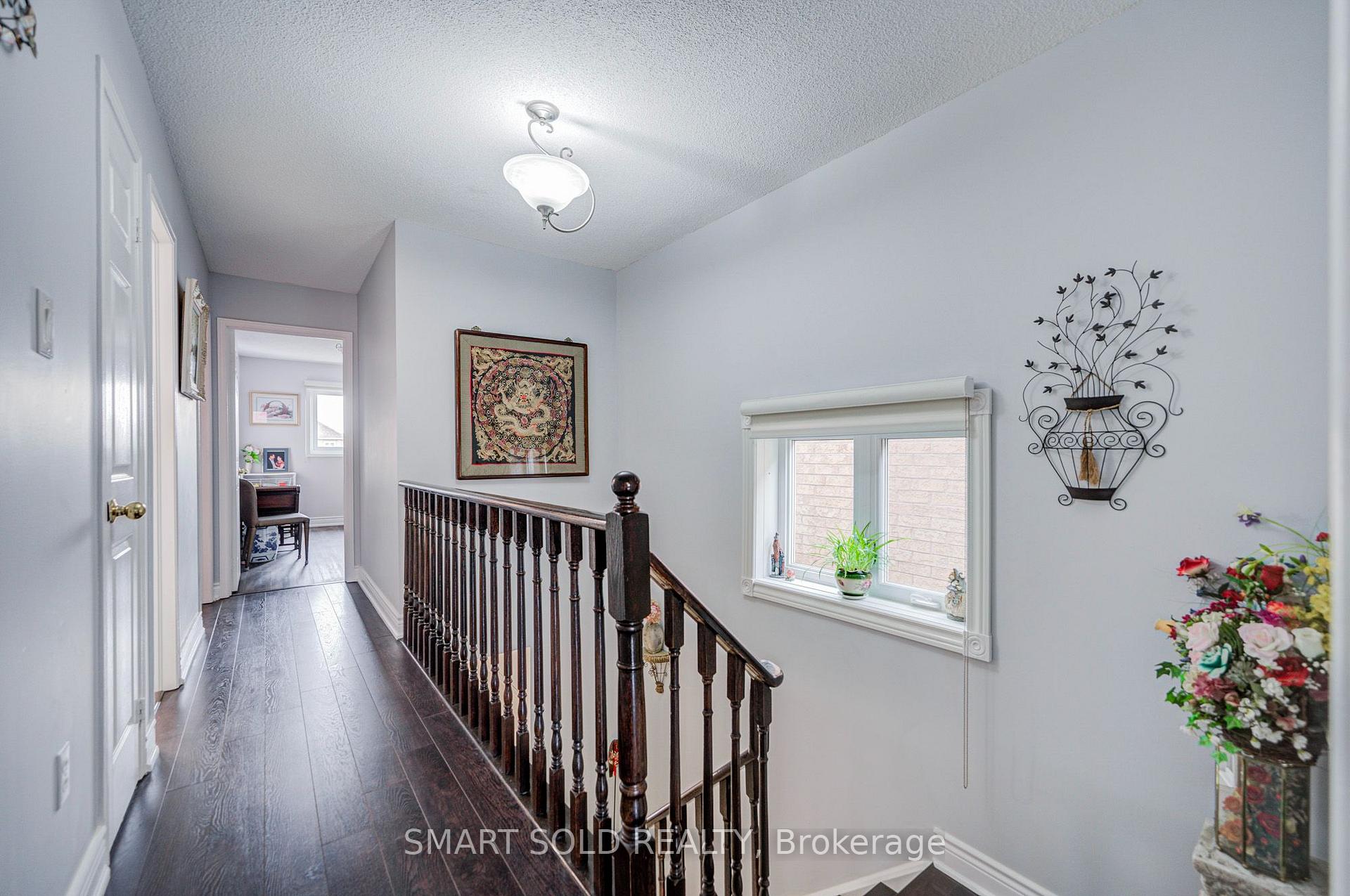 Photo 21 of 70 Connery Crescent, Markham, Middlefield — HOMEH