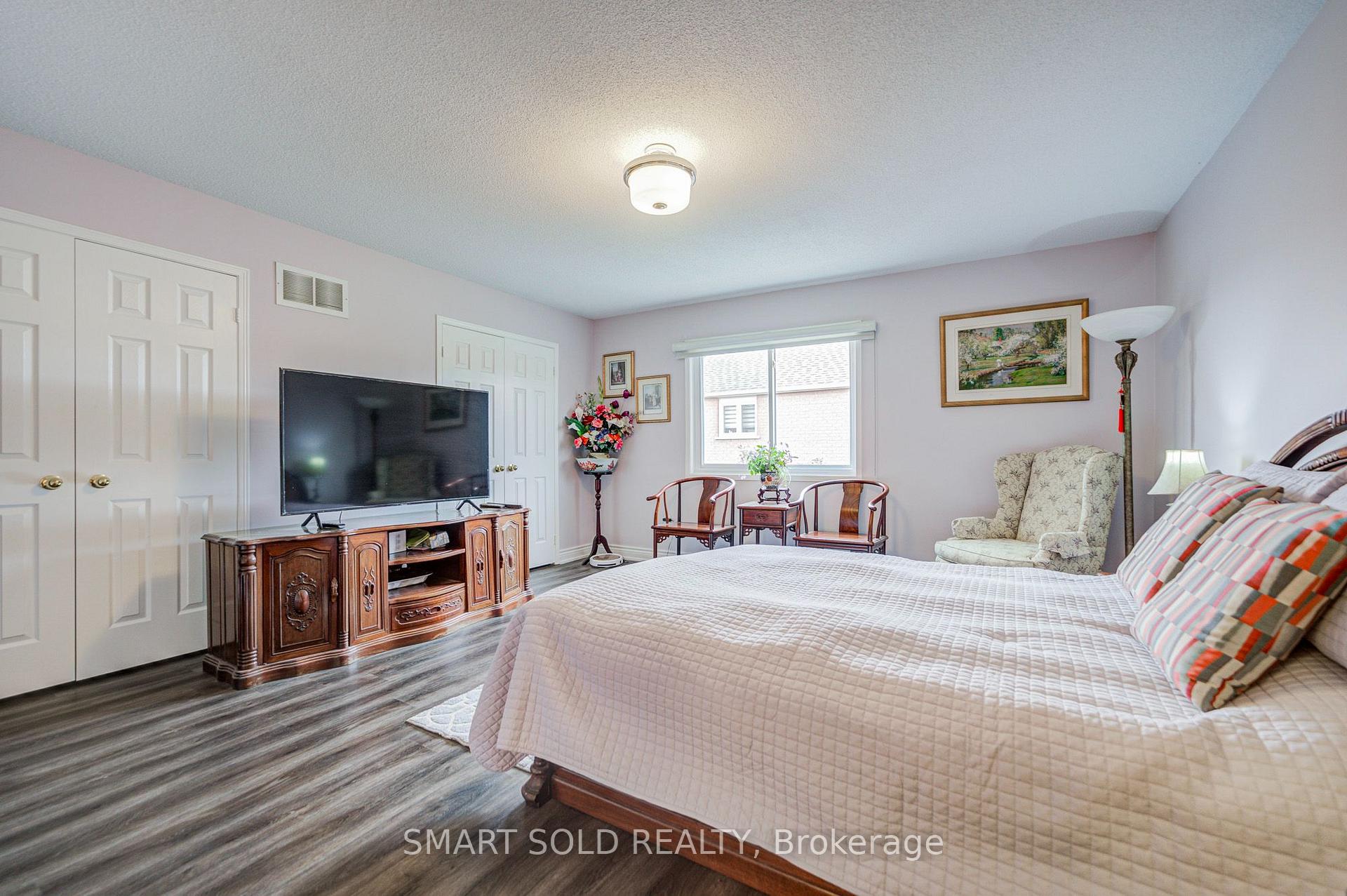 Photo 26 of 70 Connery Crescent, Markham, Middlefield — HOMEH