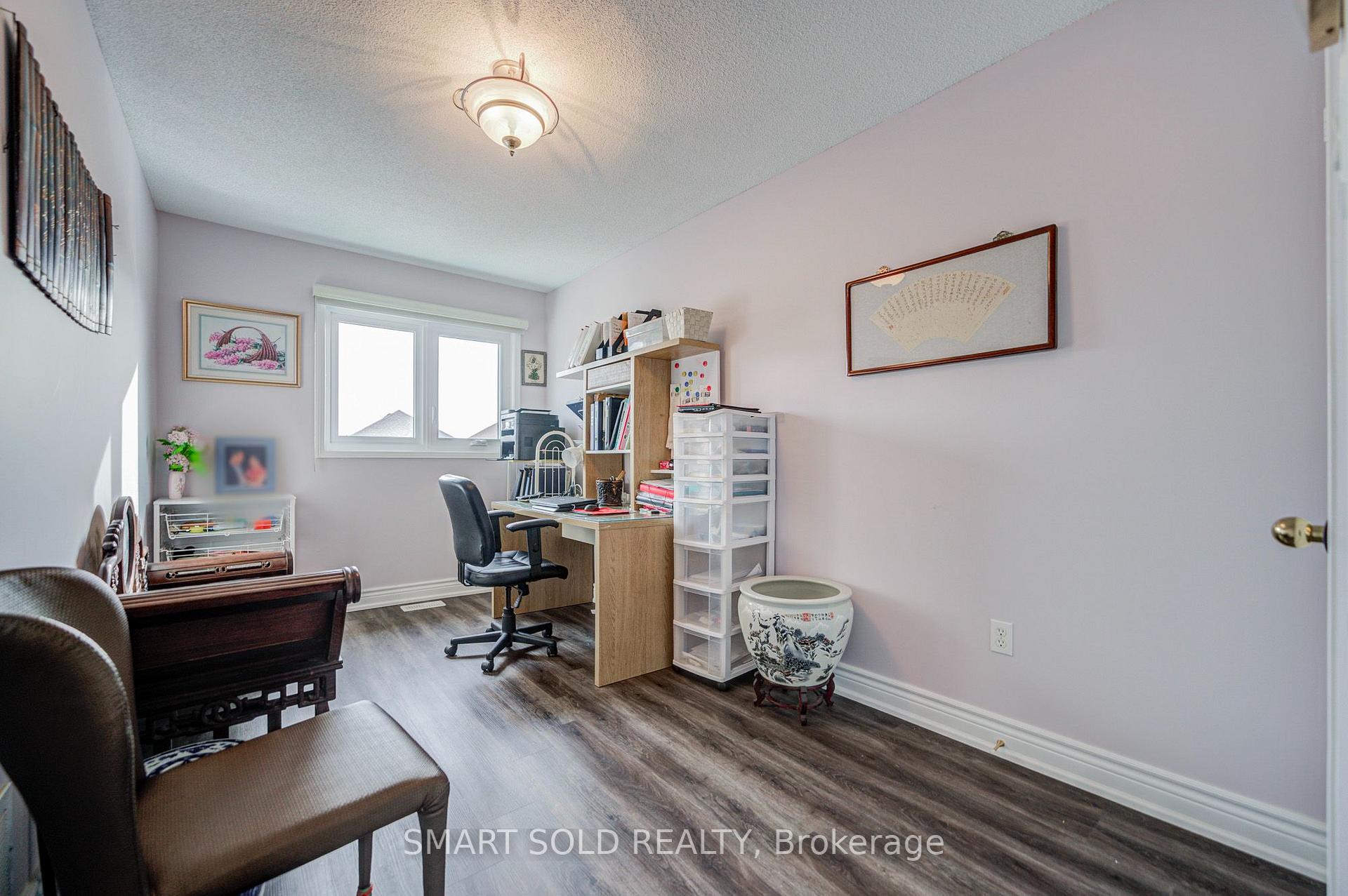 Photo 33 of 70 Connery Crescent, Markham, Middlefield — HOMEH
