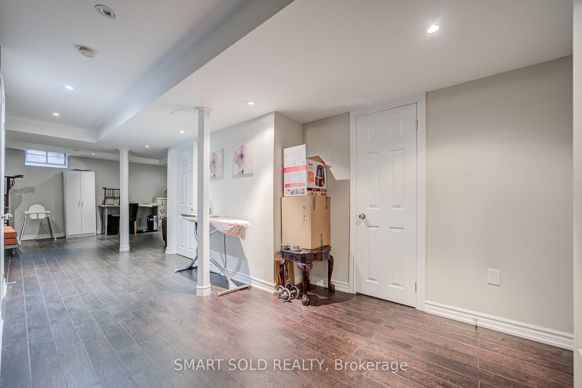 Photo 36 of 70 Connery Crescent, Markham, Middlefield — HOMEH
