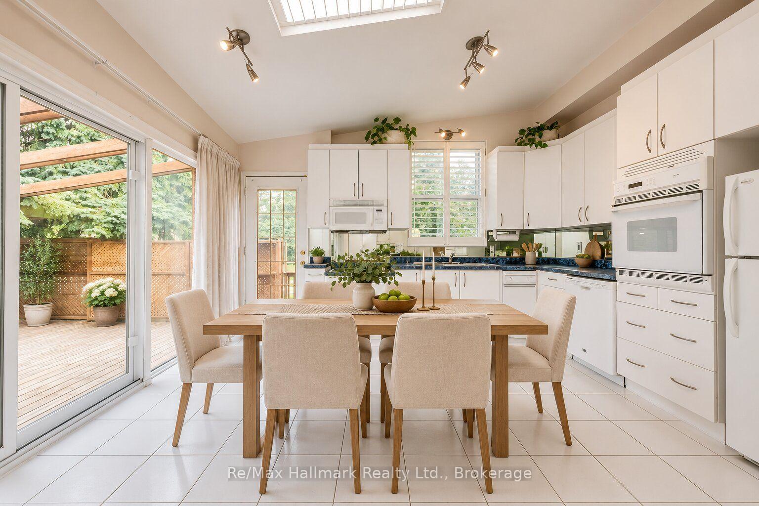 Photo 9 of 1510 Constance Drive, Oakville, Morrison — HOMEH