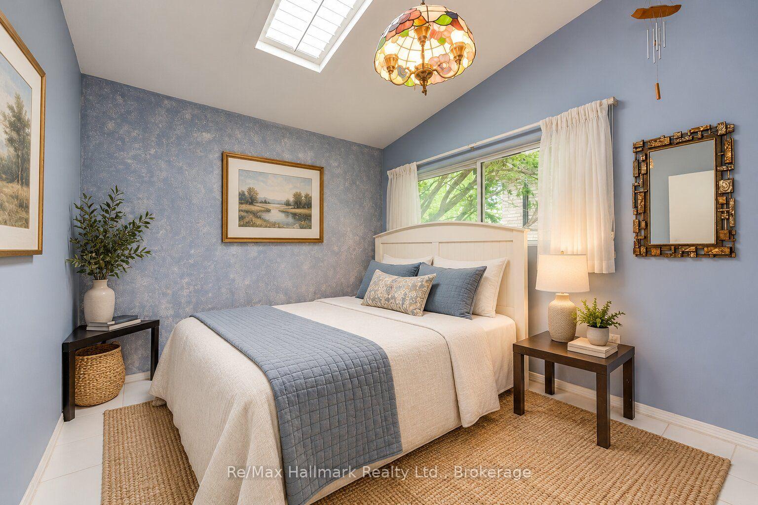 Photo 18 of 1510 Constance Drive, Oakville, Morrison — HOMEH