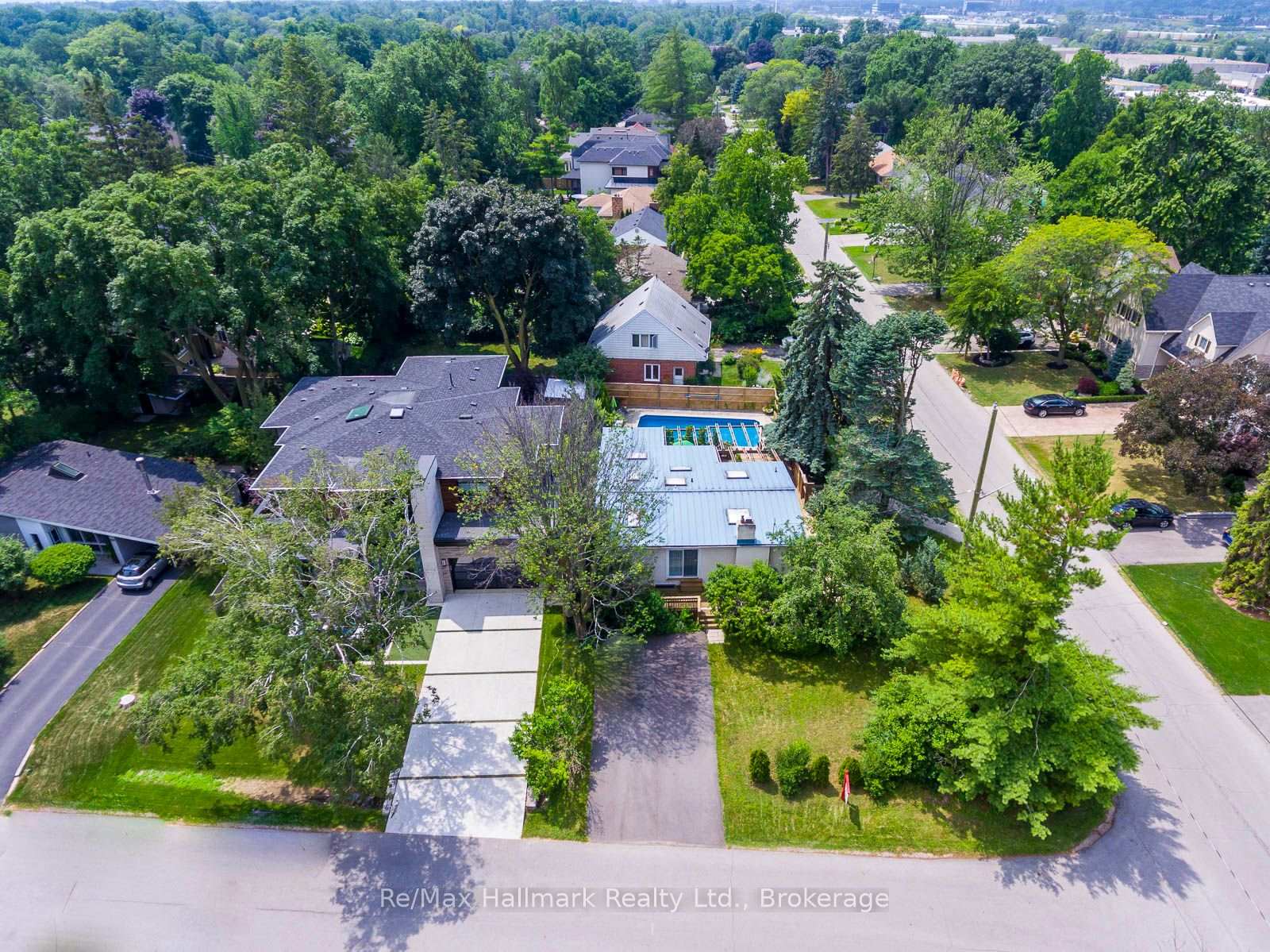Photo 31 of 1510 Constance Drive, Oakville, Morrison — HOMEH