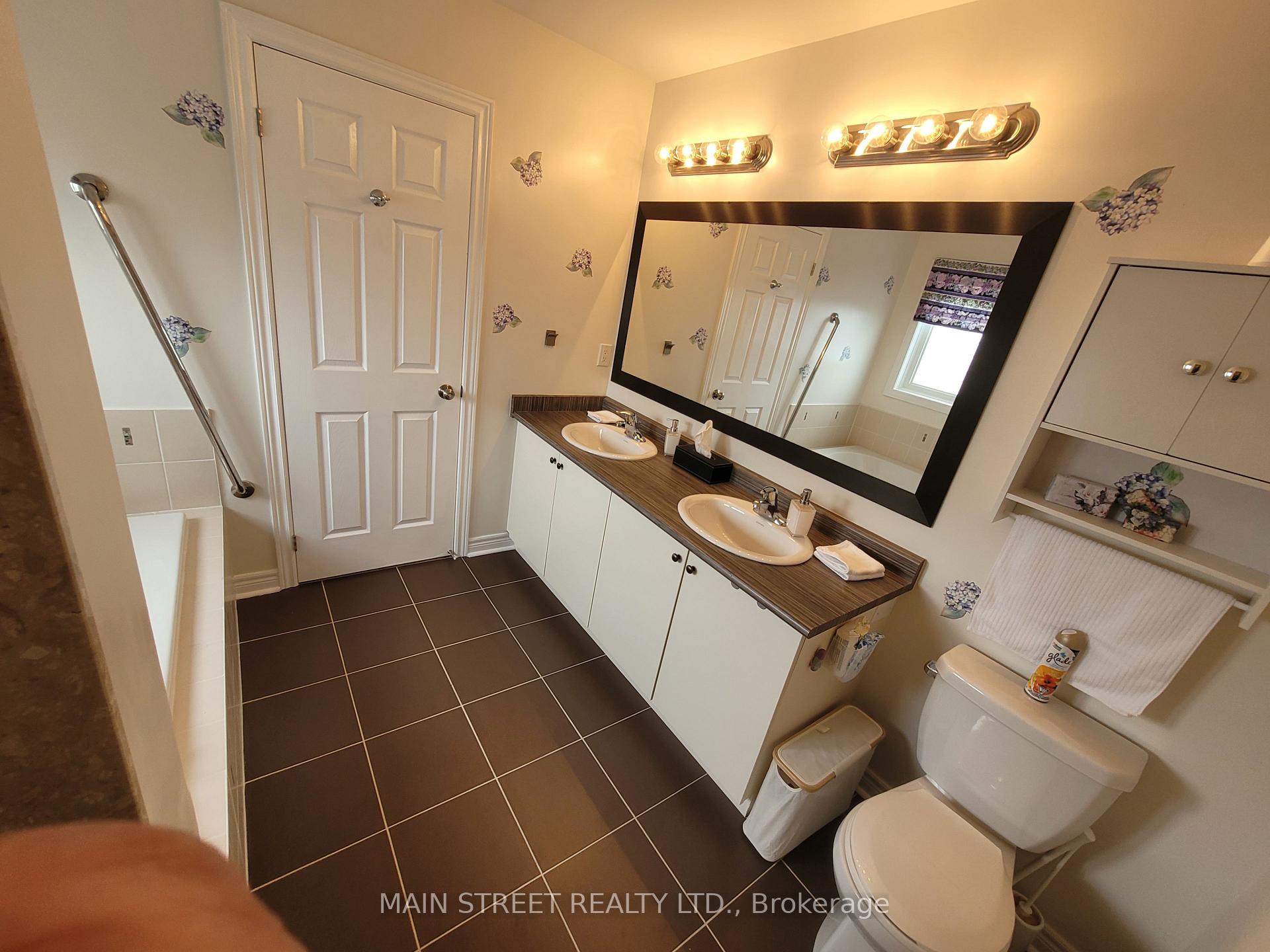 Photo 33 of 21 Prady Lane, New Tecumseth, Tottenham — HOMEH