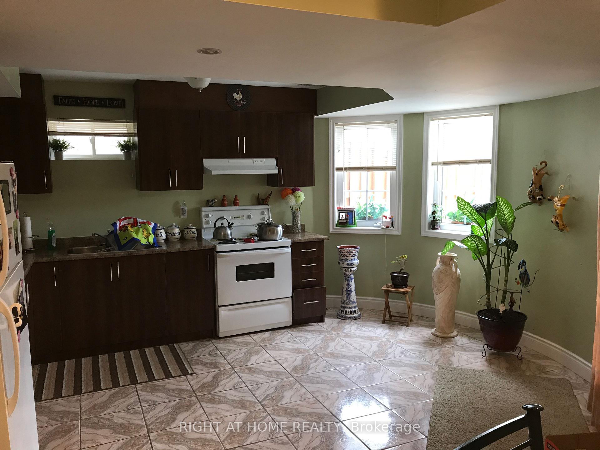 Photo 1 of 75 Sled Dog Road, Brampton, Sandringham-Wellington — HOMEH