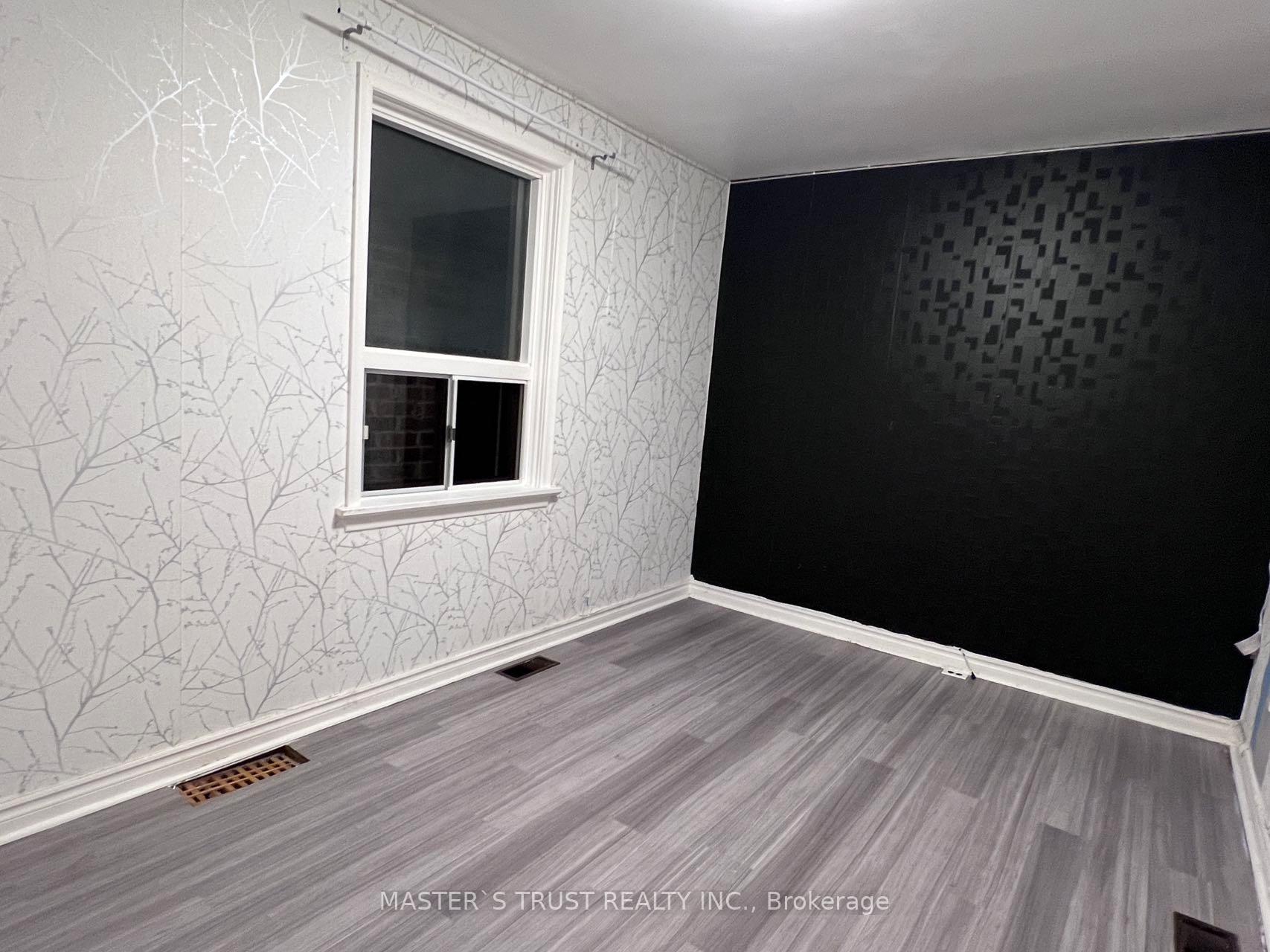 Photo 7 of 226 Chambers Avenue, Toronto, Keelesdale-Eglinton West — HOMEH