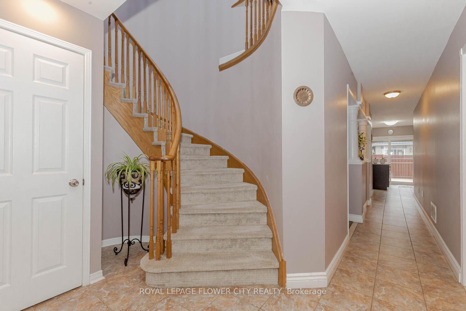 Photo 12 of 60 Legend Lane, Brampton, Fletcher's Creek Village — HOMEH
