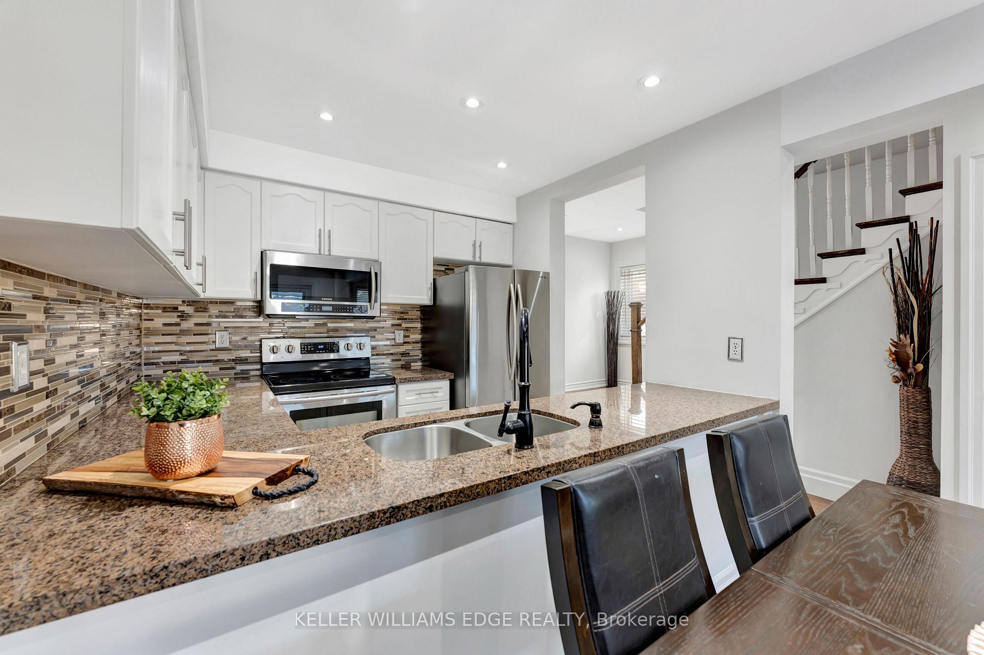 Photo 5 of 5117 Thornburn Drive, Burlington, Uptown — HOMEH