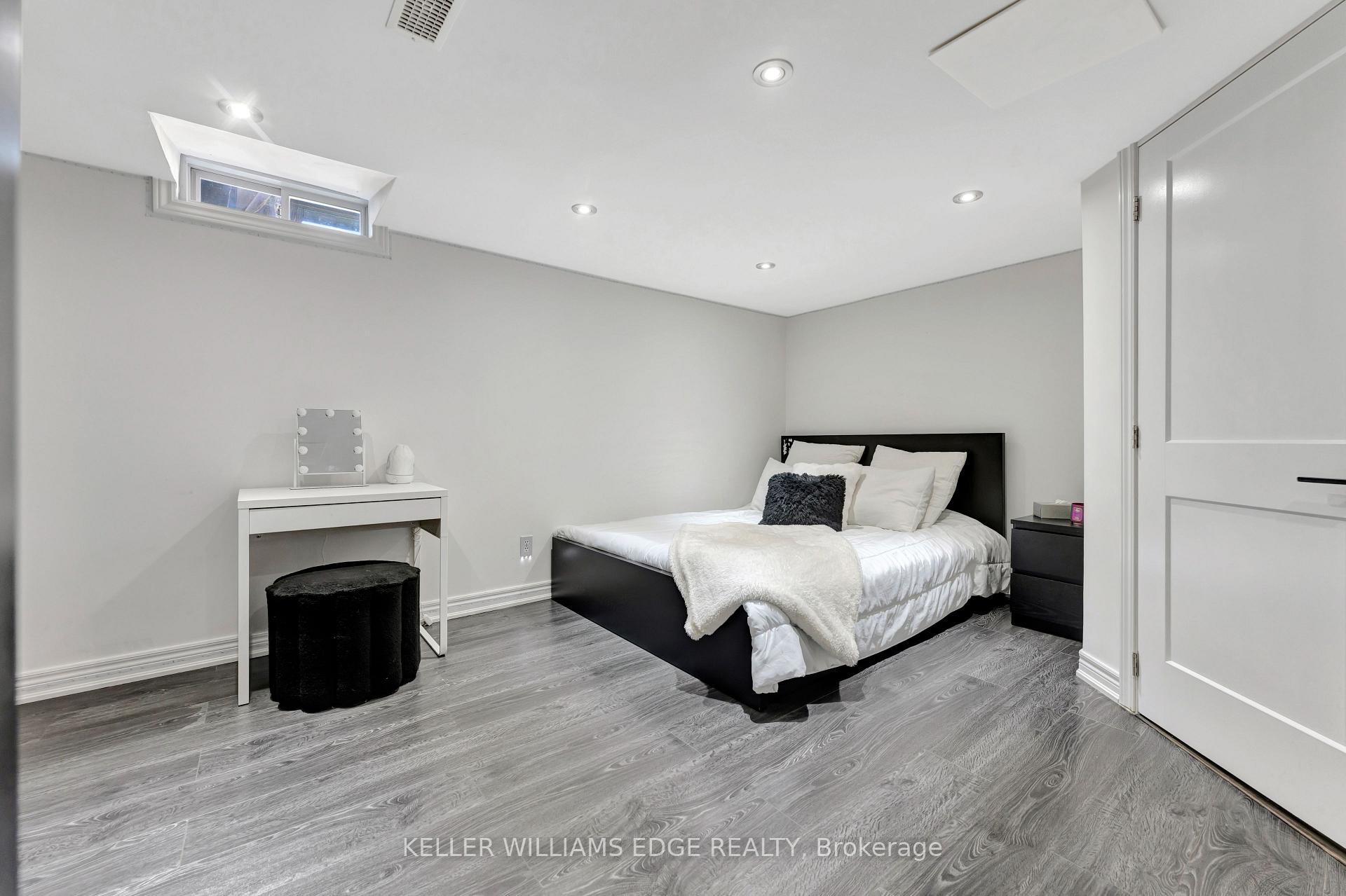 Photo 22 of 5117 Thornburn Drive, Burlington, Uptown — HOMEH