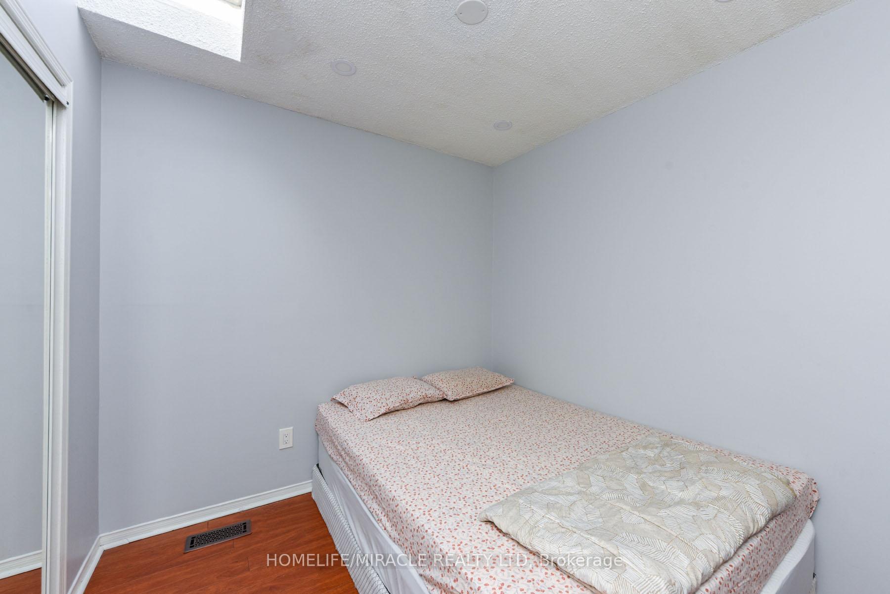 Photo 27 of 22 Woodsend Run, Brampton, Fletcher's Creek South — HOMEH