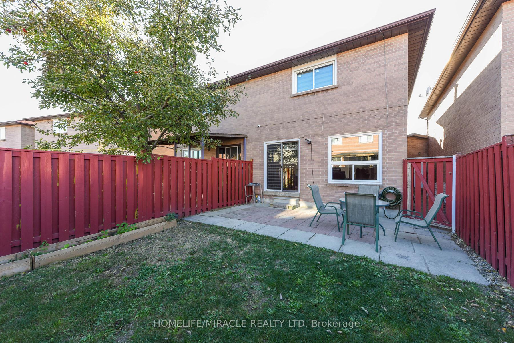 Photo 35 of 22 Woodsend Run, Brampton, Fletcher's Creek South — HOMEH