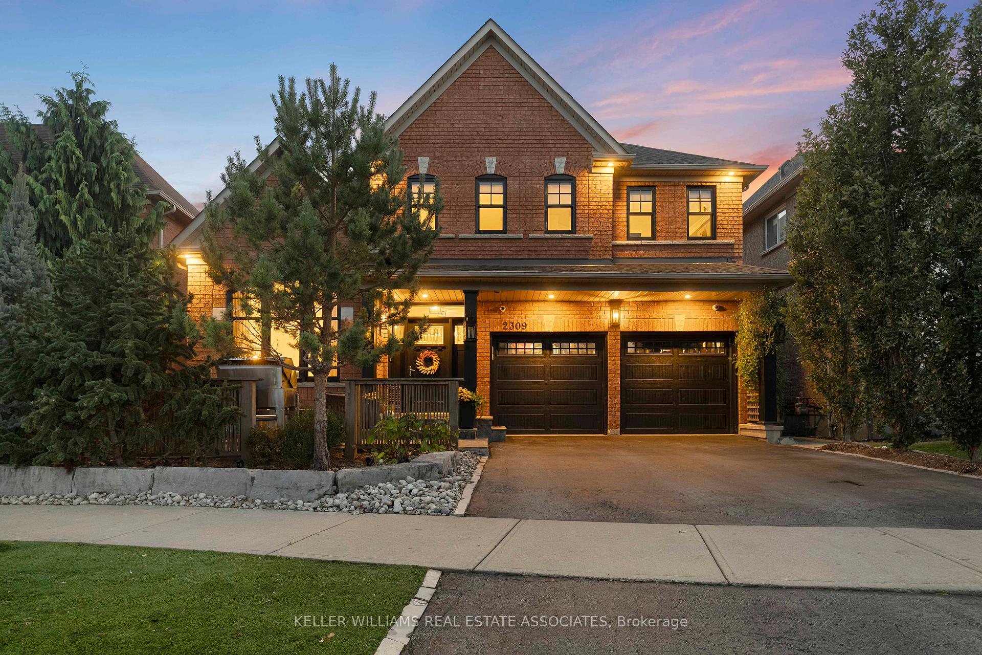 Photo 1 of 2309 Blue Oak Circle, Oakville, Westmount — HOMEH