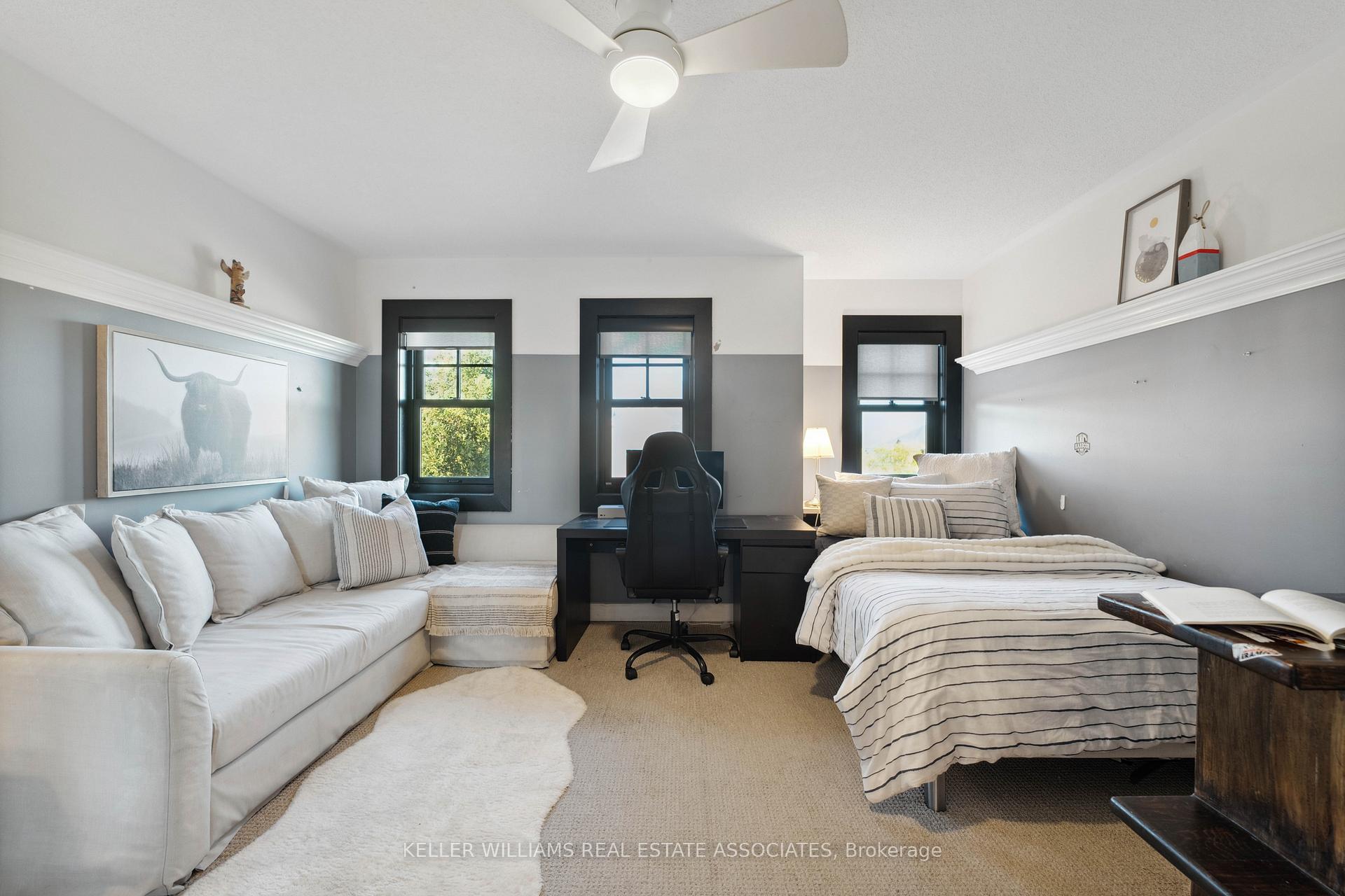 Photo 20 of 2309 Blue Oak Circle, Oakville, Westmount — HOMEH