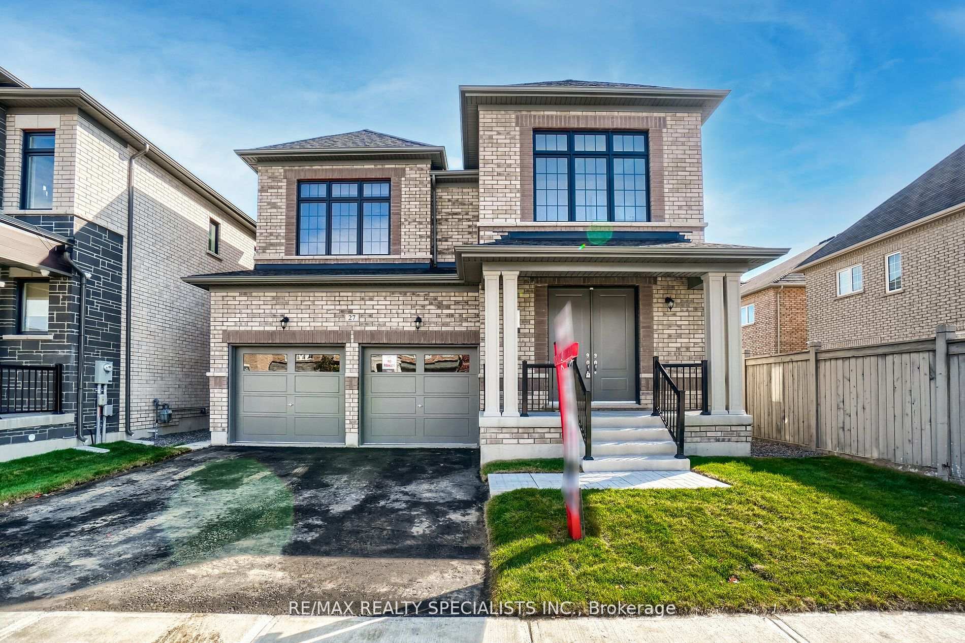 Front of 27 Valleyway Drive