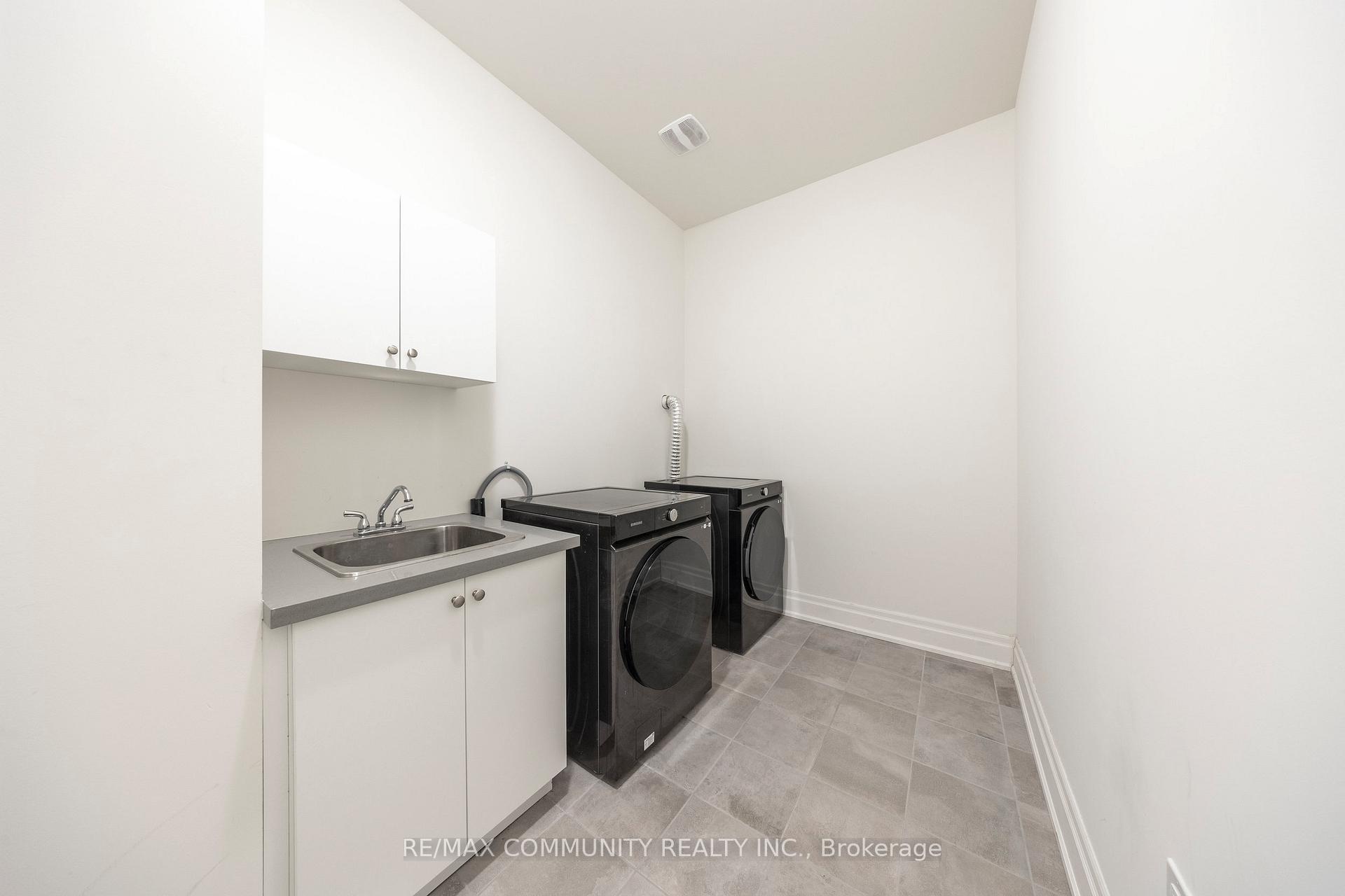 Photo 20 of 4 Connell Drive, Georgina, Keswick North — HOMEH