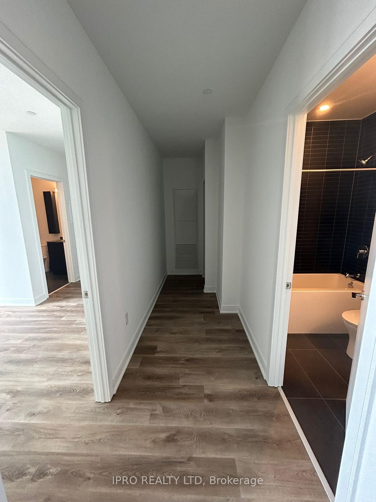 Photo 13 of Unit 726, 86 Dundas Street E, Mississauga, Cooksville — HOMEH