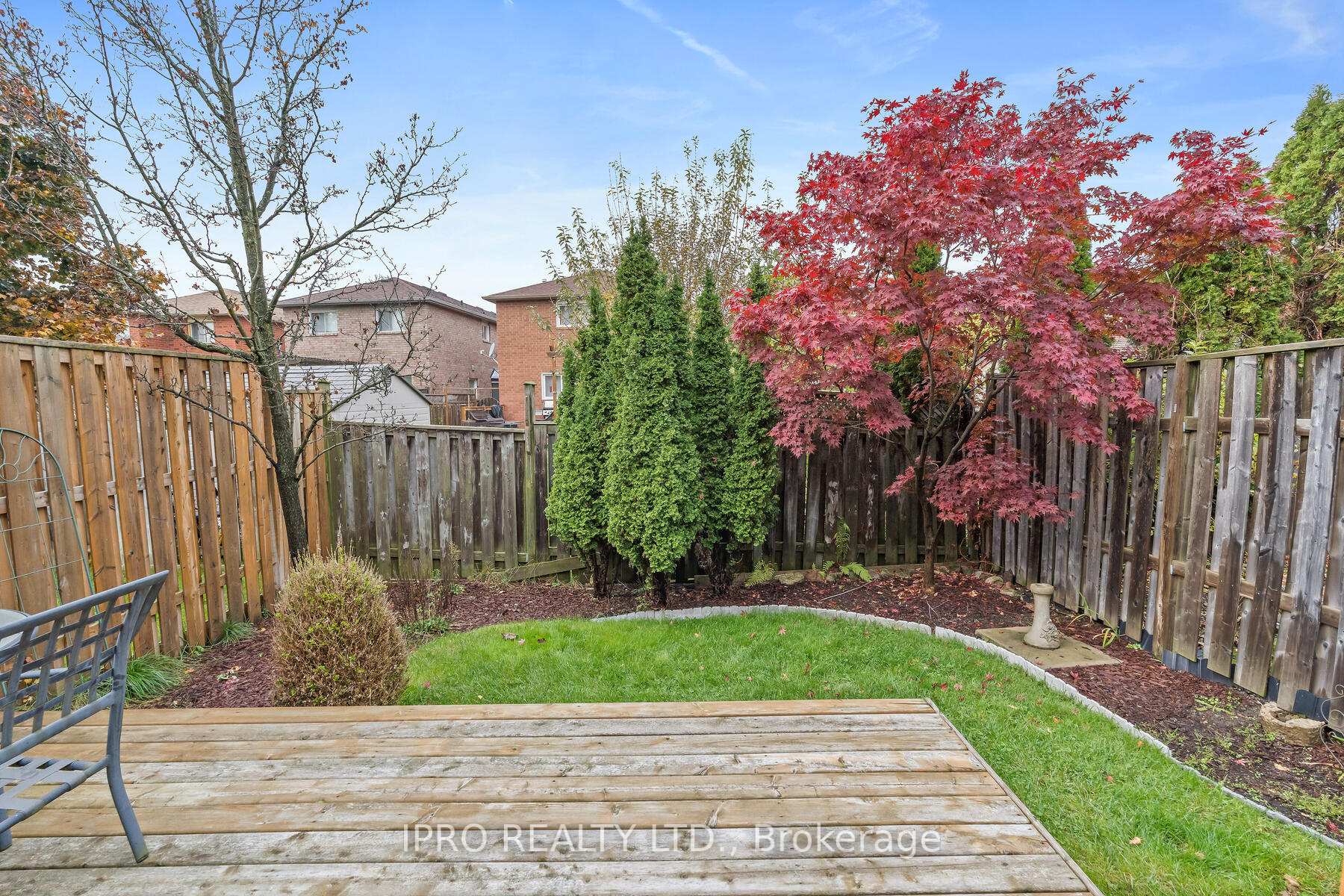 Photo 31 of 102 James Young Drive, Halton Hills, Georgetown — HOMEH