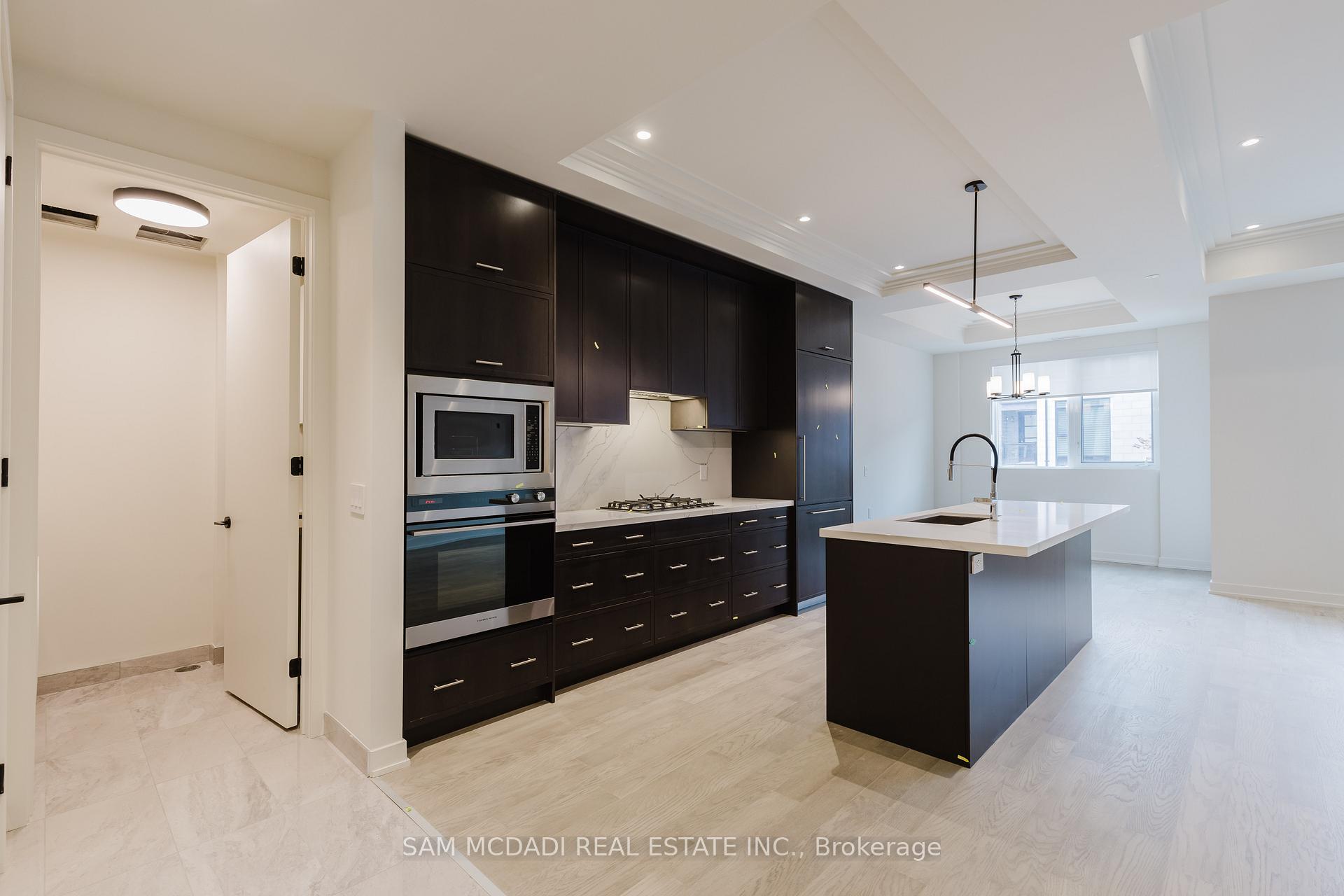 Front of Unit 202, 123 Maurice Drive S