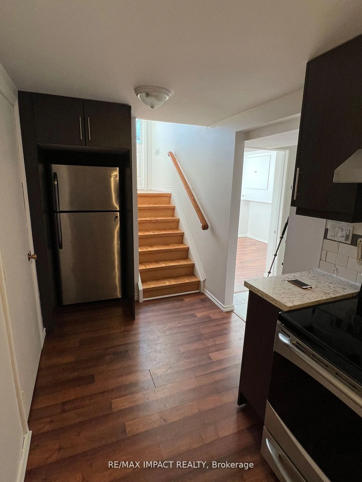 Photo 30 of 261 Kensington Crescent, Oshawa, Centennial — HOMEH