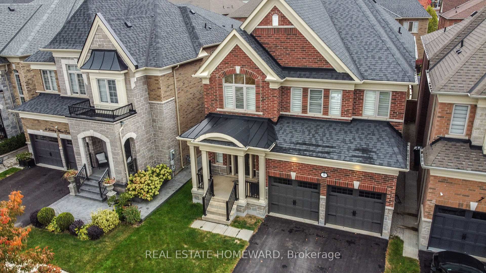 Photo 3 of 9 Dancing Waters Road, Brampton, Bram West — HOMEH