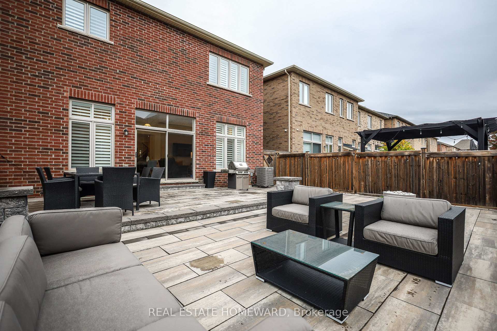 Photo 35 of 9 Dancing Waters Road, Brampton, Bram West — HOMEH