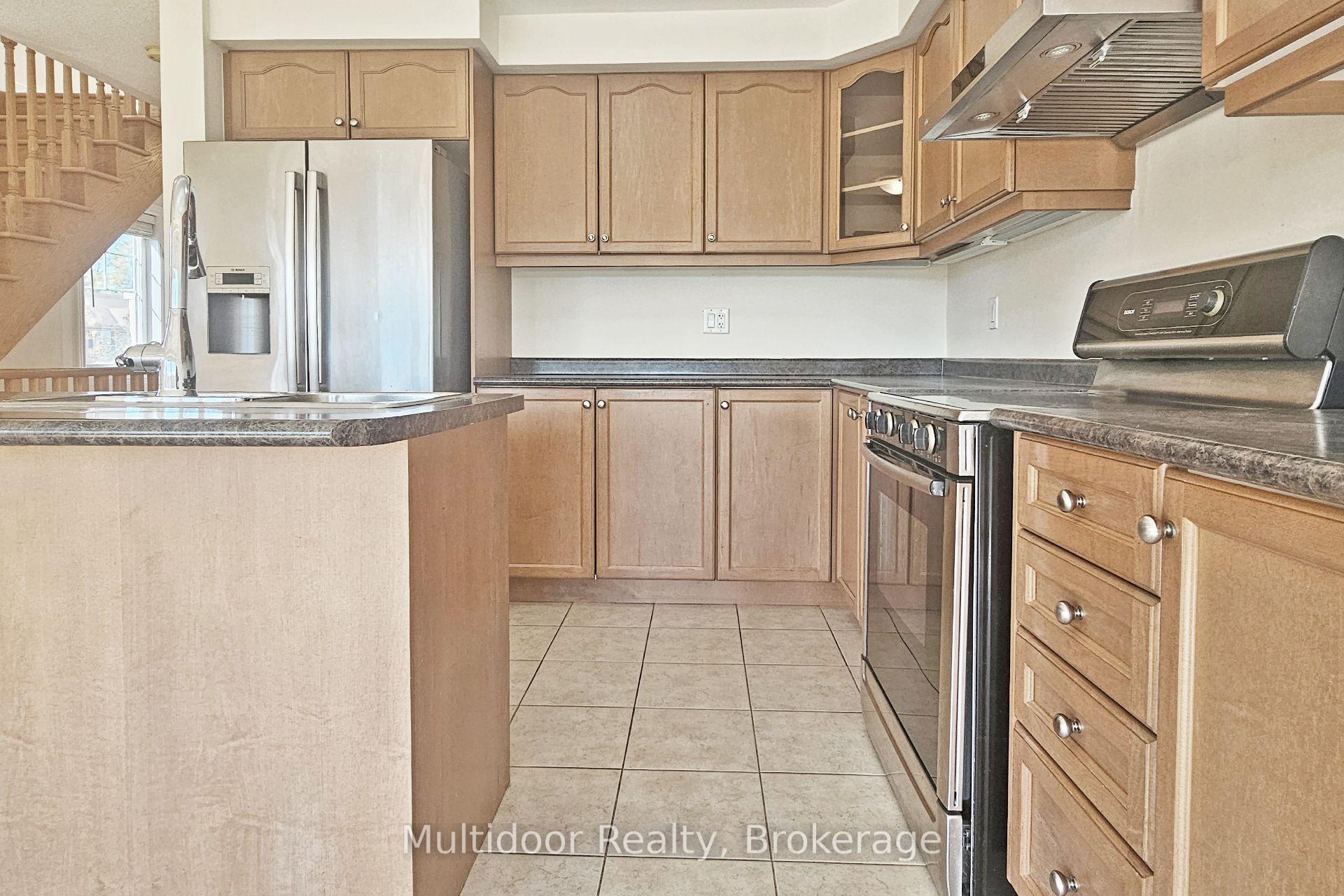 Photo 10 of Unit 20, 2006 Trawden Way, Oakville, Bronte Creek — HOMEH