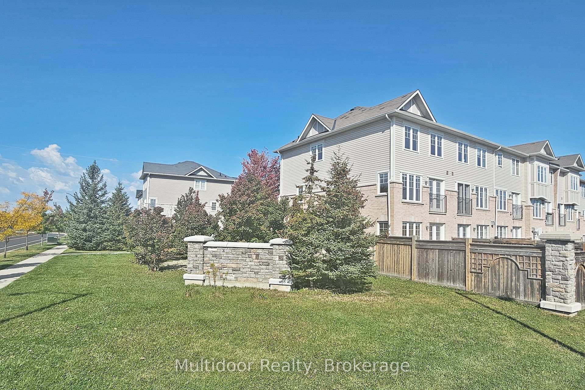 Photo 32 of Unit 20, 2006 Trawden Way, Oakville, Bronte Creek — HOMEH