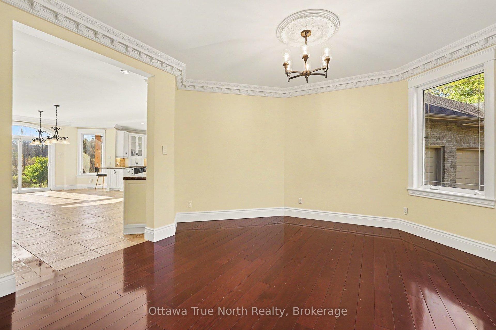 Photo 21 of 5884 Earlscourt Crescent, Ottawa, Manotick East to Manotick Station — HOMEH
