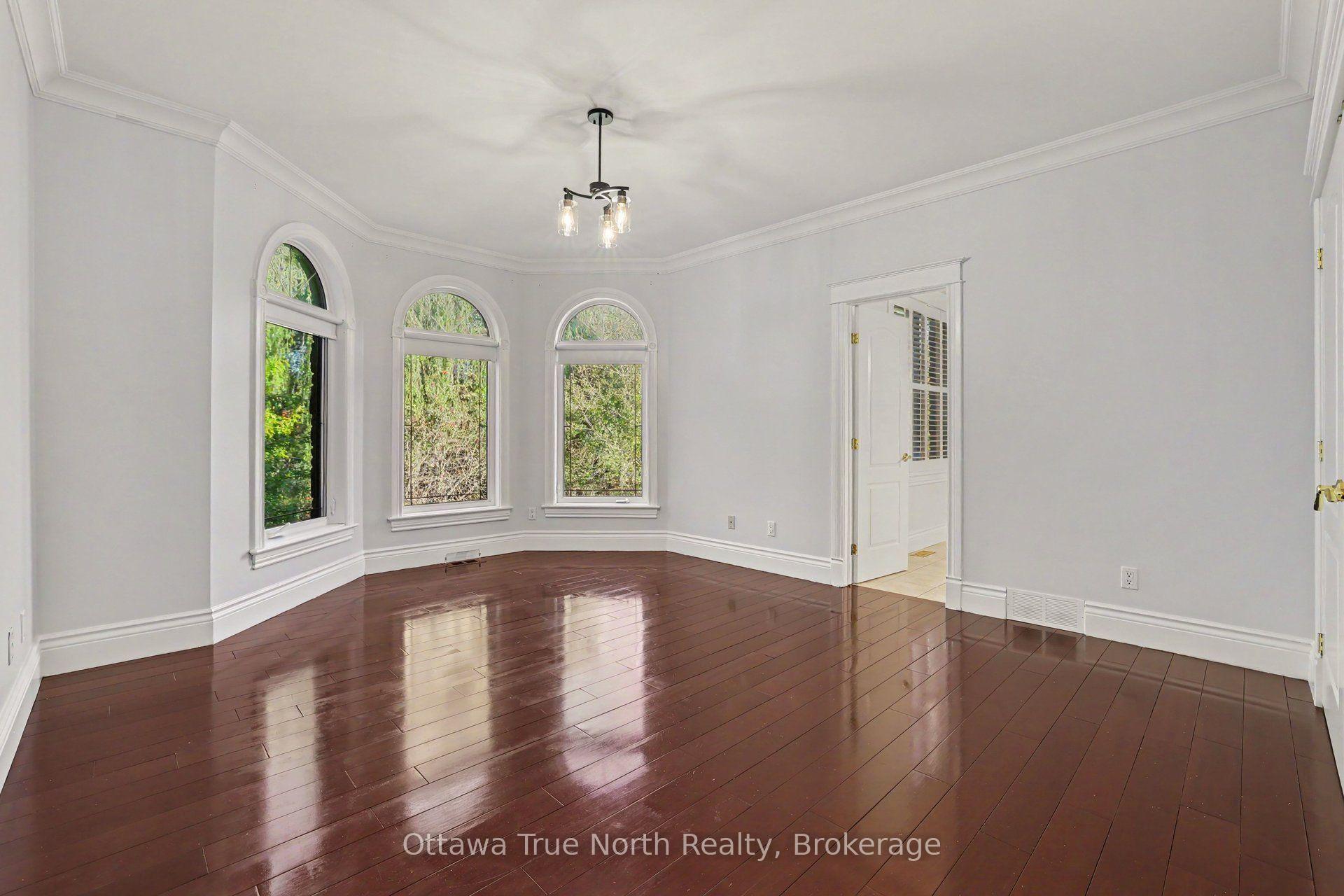 Photo 36 of 5884 Earlscourt Crescent, Ottawa, Manotick East to Manotick Station — HOMEH