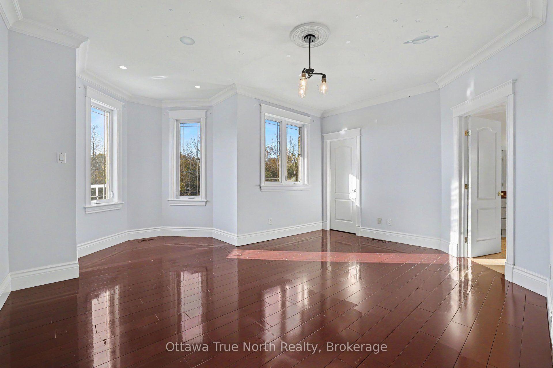 Photo 38 of 5884 Earlscourt Crescent, Ottawa, Manotick East to Manotick Station — HOMEH