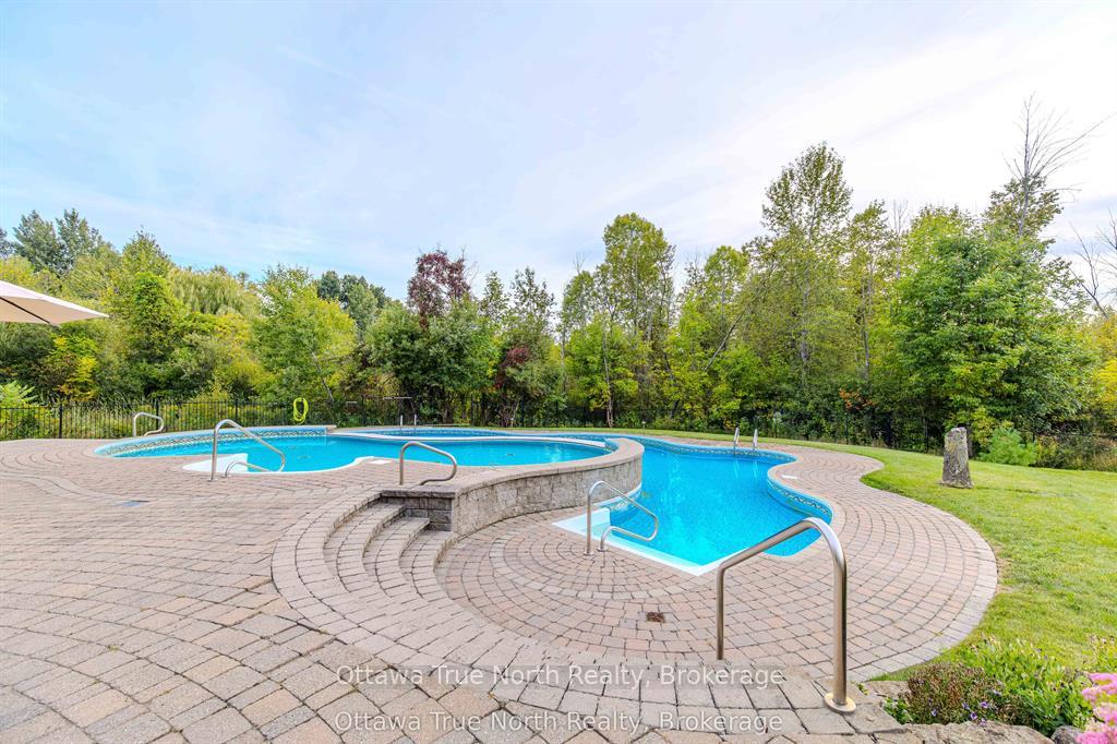 Photo 49 of 5884 Earlscourt Crescent, Ottawa, Manotick East to Manotick Station — HOMEH