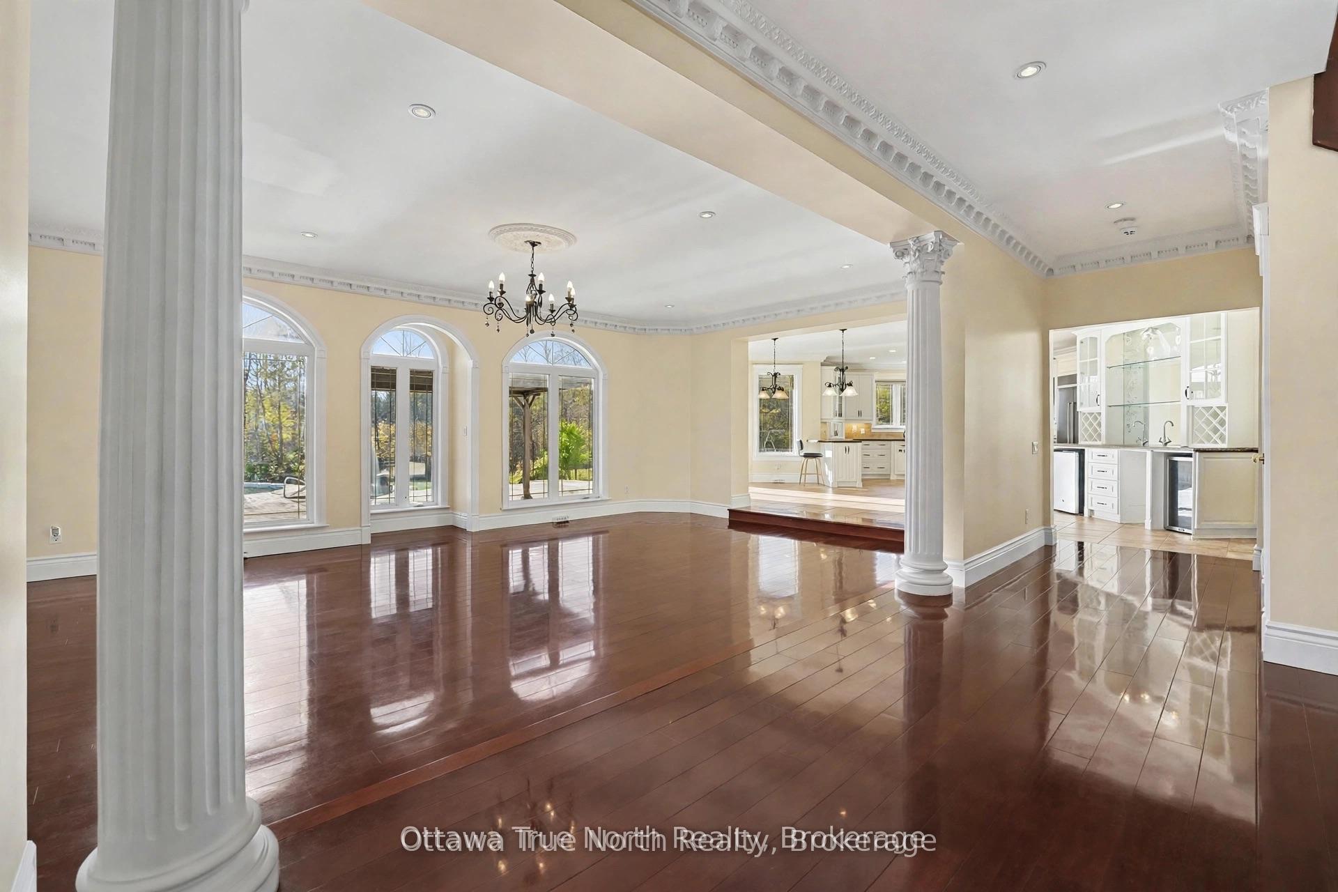 Photo 11 of 5884 Earlscourt Crescent, Ottawa, Manotick East to Manotick Station — HOMEH