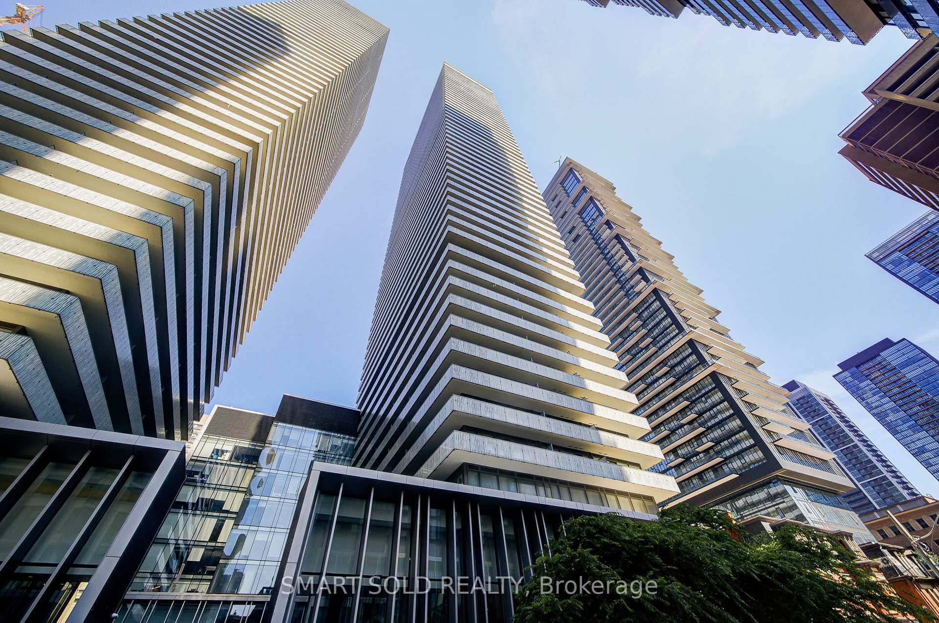 Photo 3 of Unit 2909, 50 Charles Street E, Toronto, Church-Yonge Corridor — HOMEH
