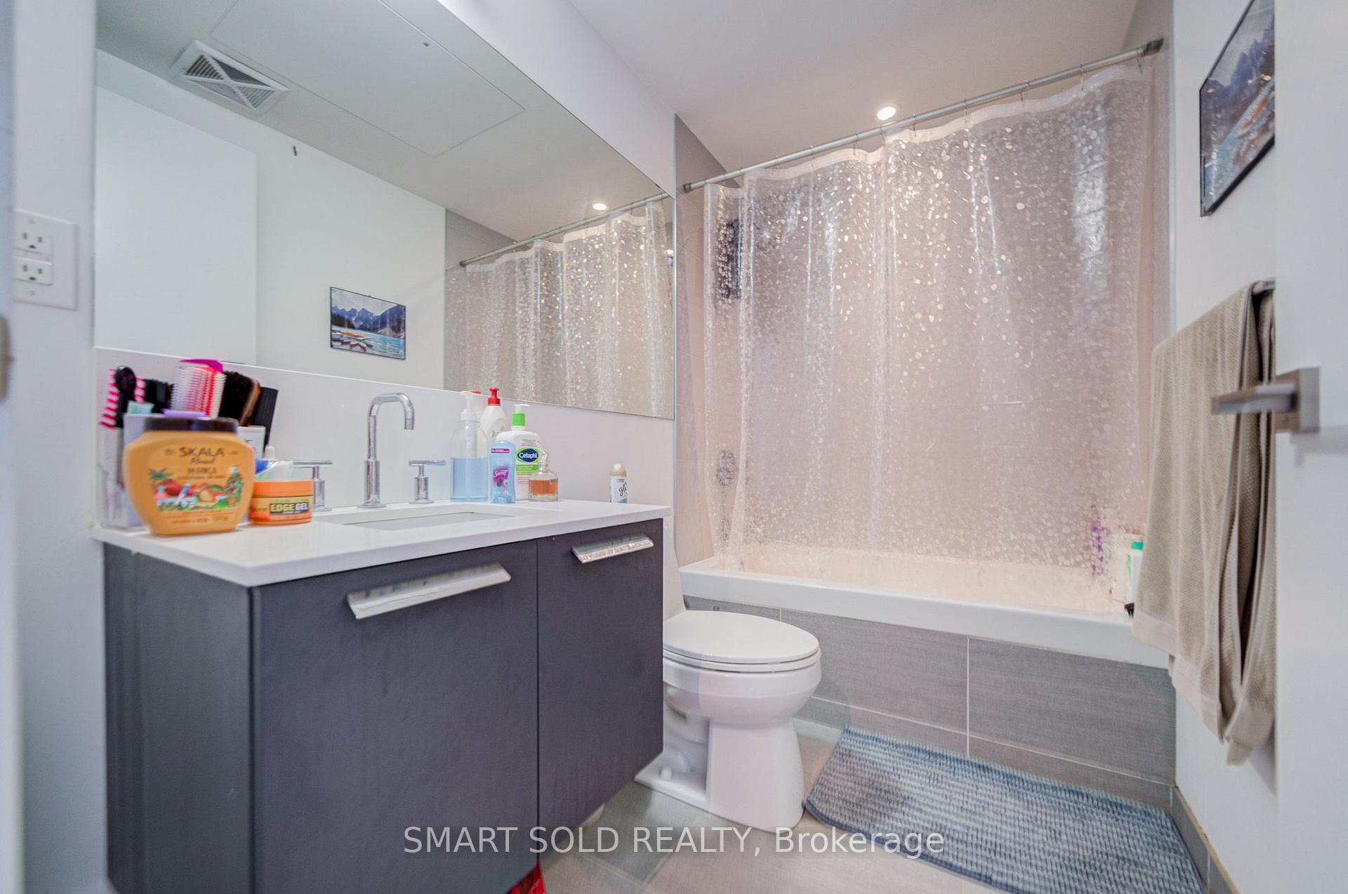 Photo 18 of Unit 2909, 50 Charles Street E, Toronto, Church-Yonge Corridor — HOMEH