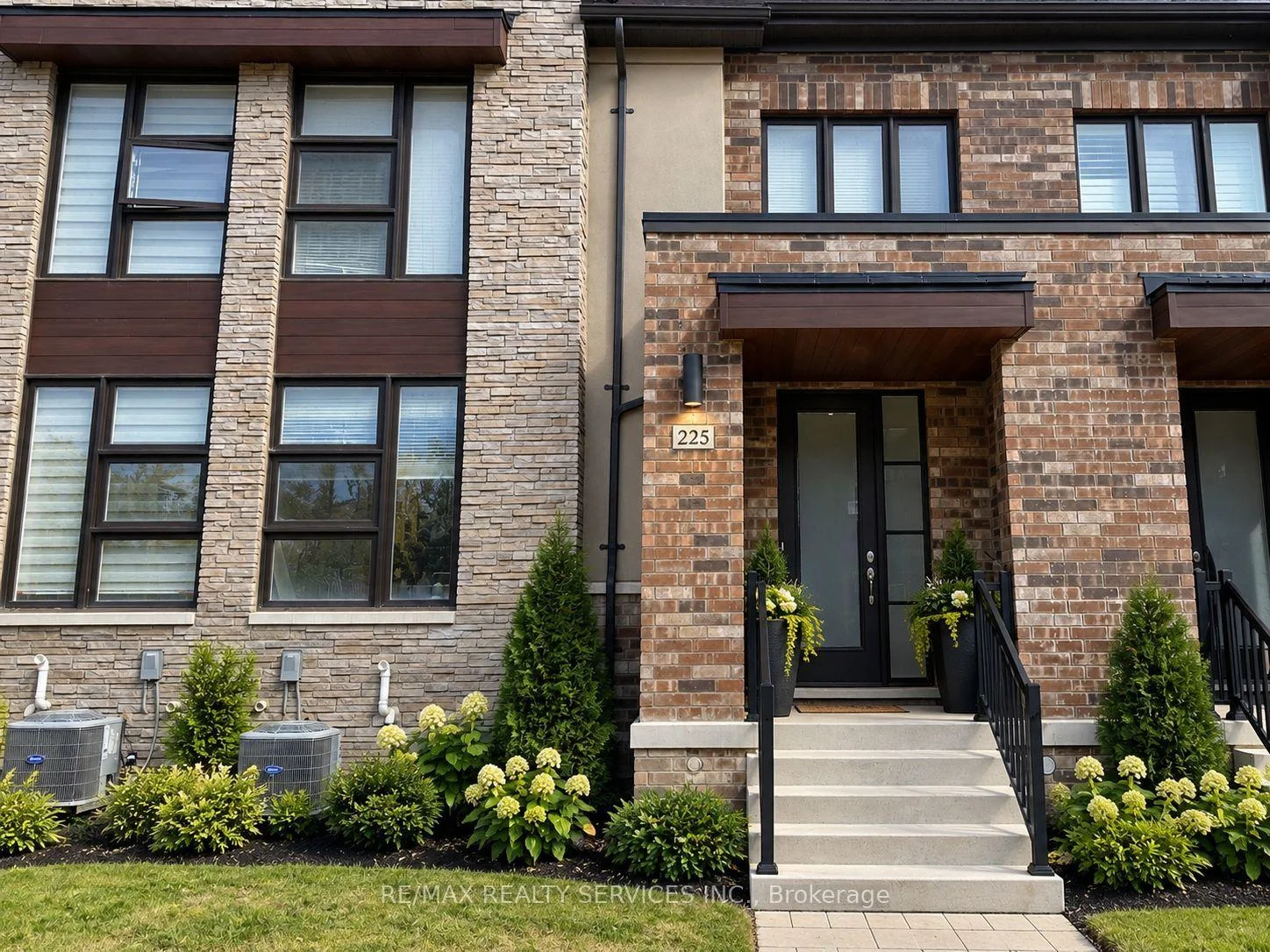 Photo 4 of 225 Coronation Road, Whitby, Rural Whitby — HOMEH
