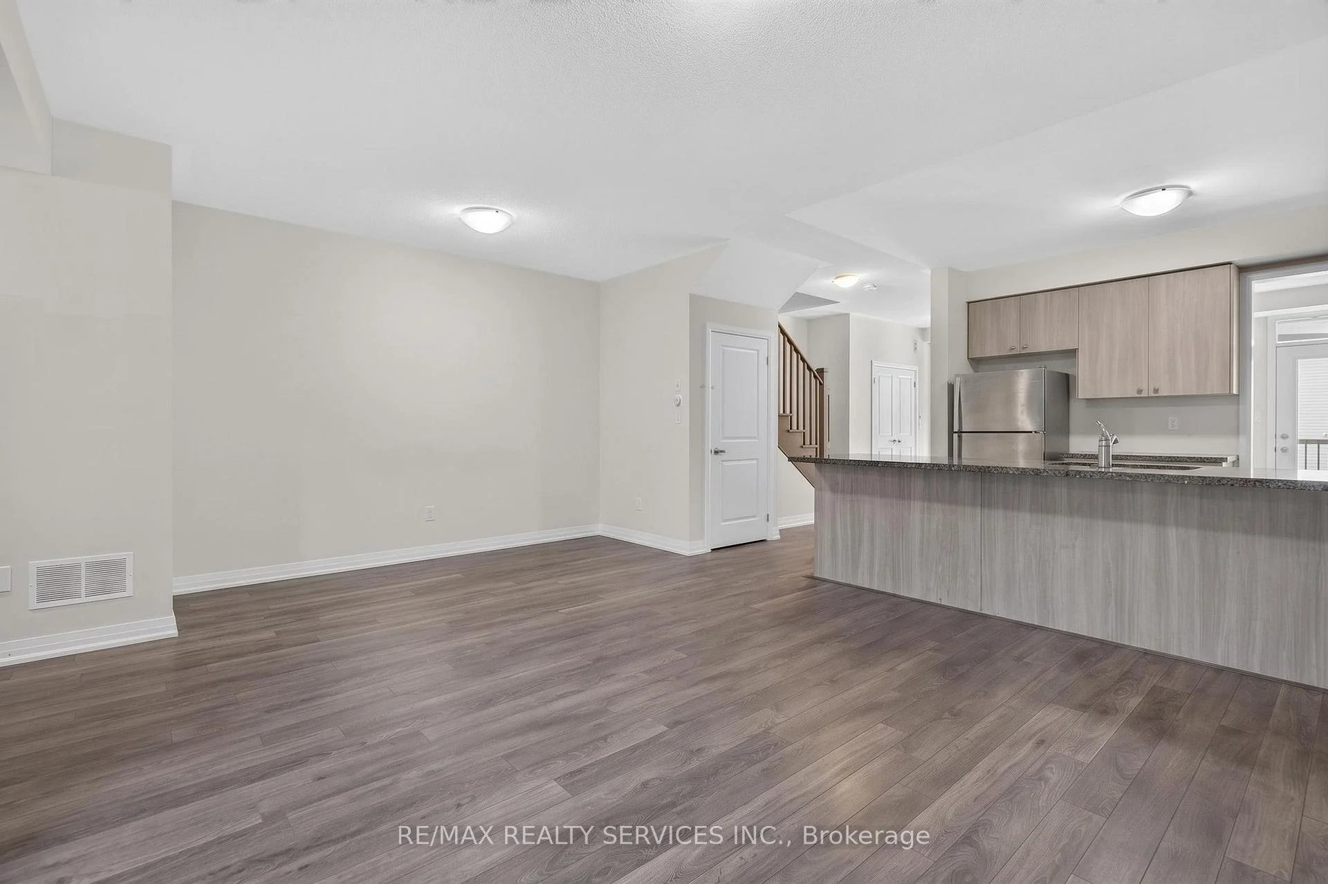 Photo 46 of 225 Coronation Road, Whitby, Rural Whitby — HOMEH
